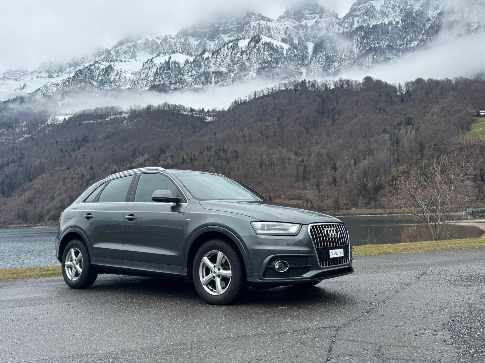 AUDI Q3 2.0 TDI quattro S-tronic-image-1