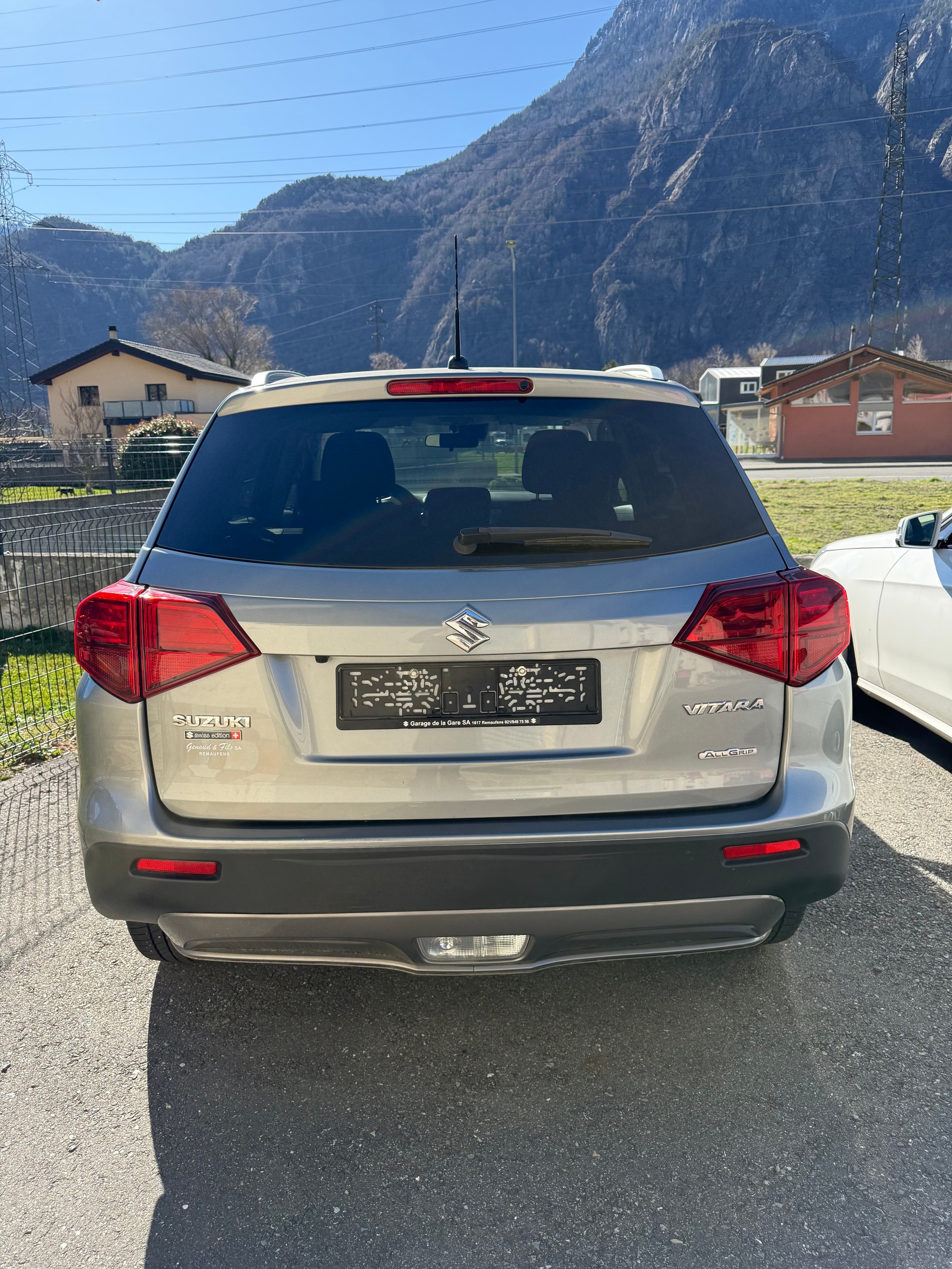 SUZUKI Vitara 1.0 Unico-image-4