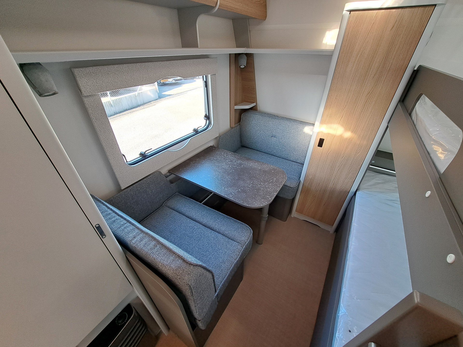 BÜRSTNER Averso Plus 510 TK B66-image-9
