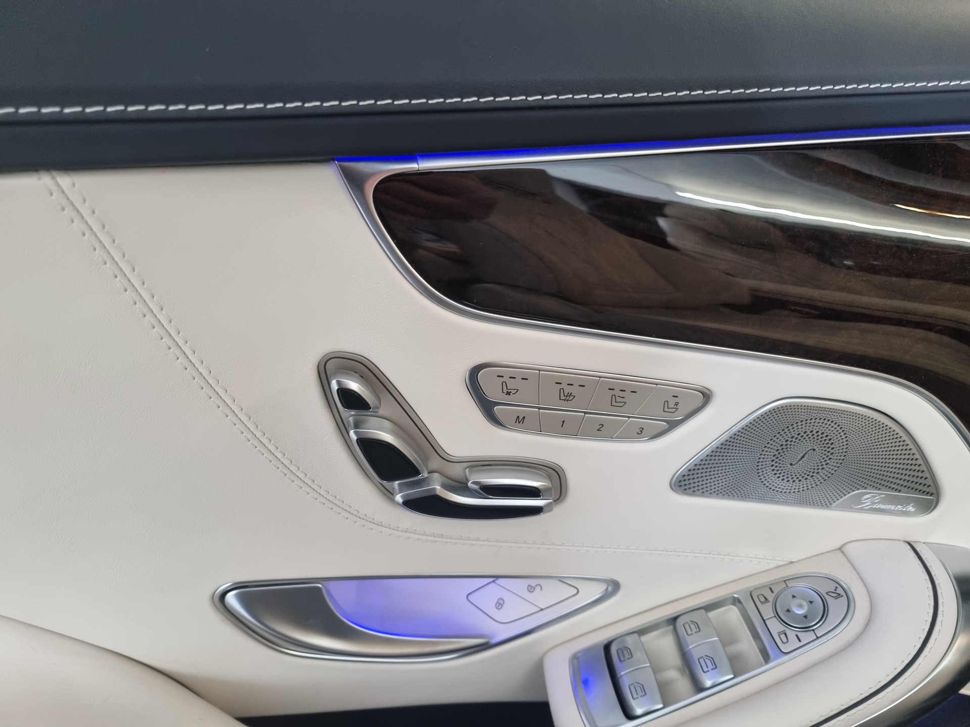 MERCEDES-BENZ S 500 Cabriolet 9G-Tronic-image-12