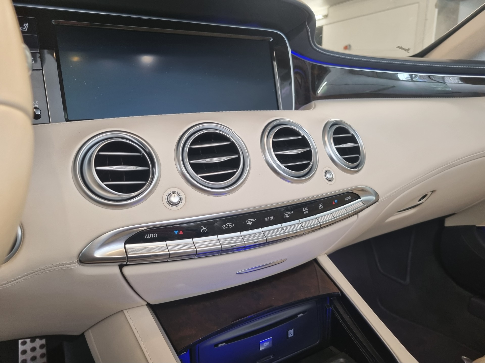 MERCEDES-BENZ S 500 Cabriolet 9G-Tronic-image-10