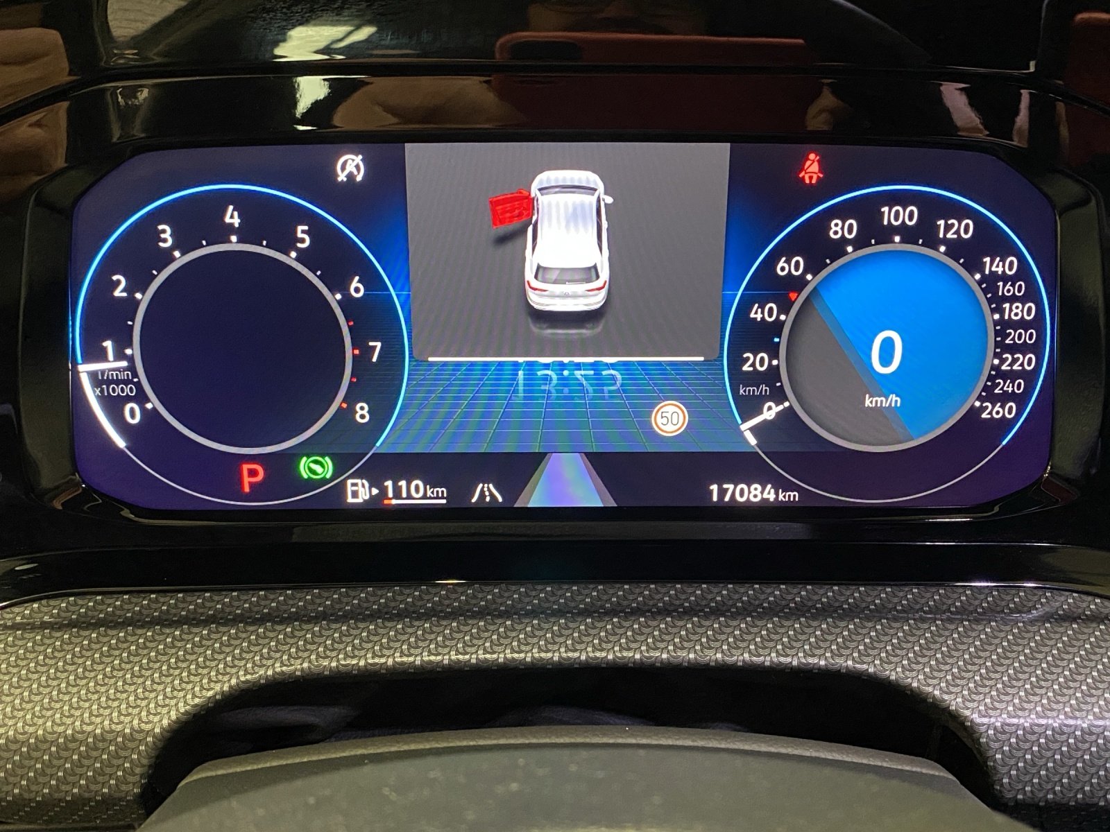 VW Golf VIII 2.0 TSI R-Line DSG 4motion-image-8