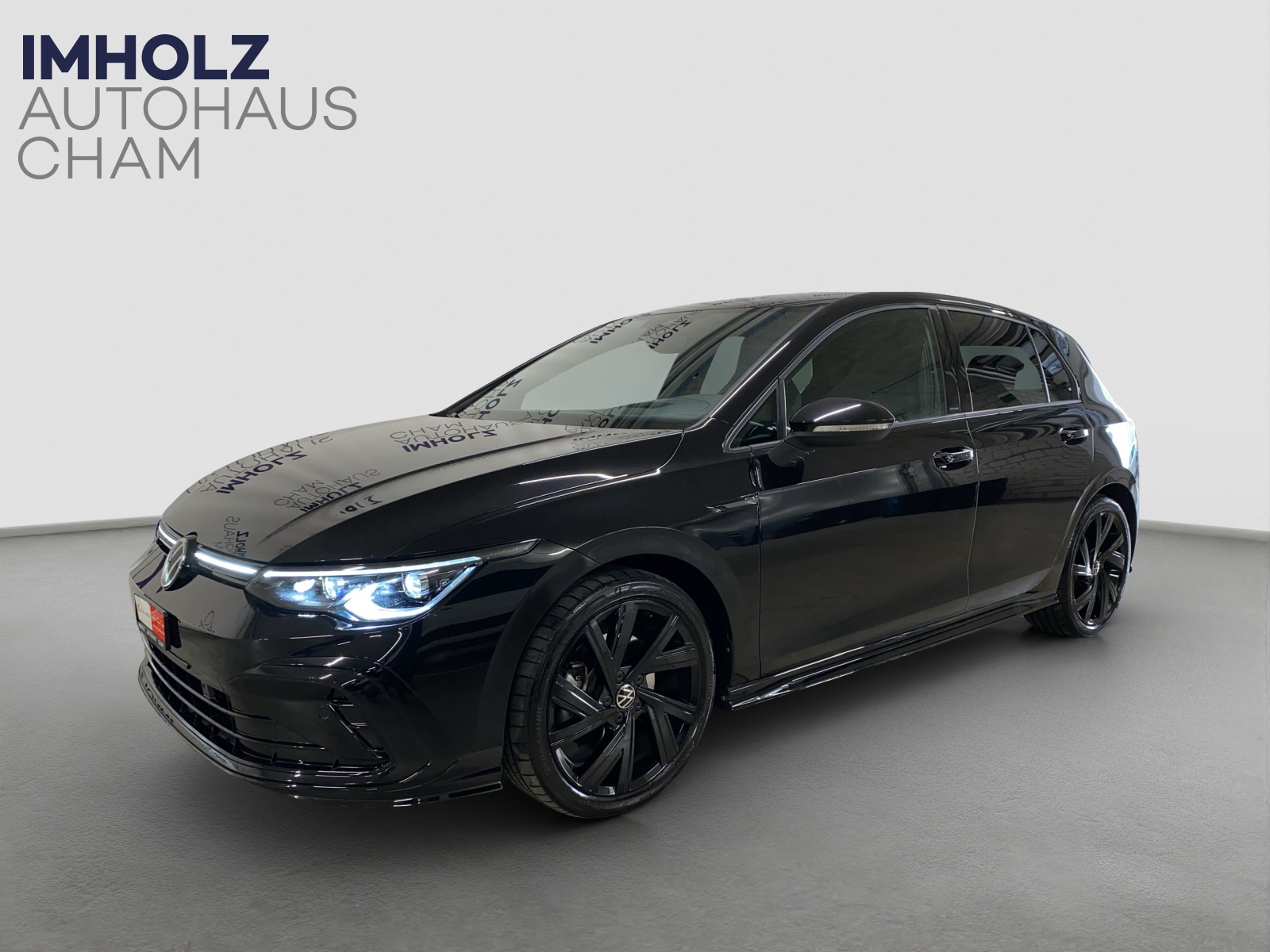 VW Golf VIII 2.0 TSI R-Line DSG 4motion-image-0
