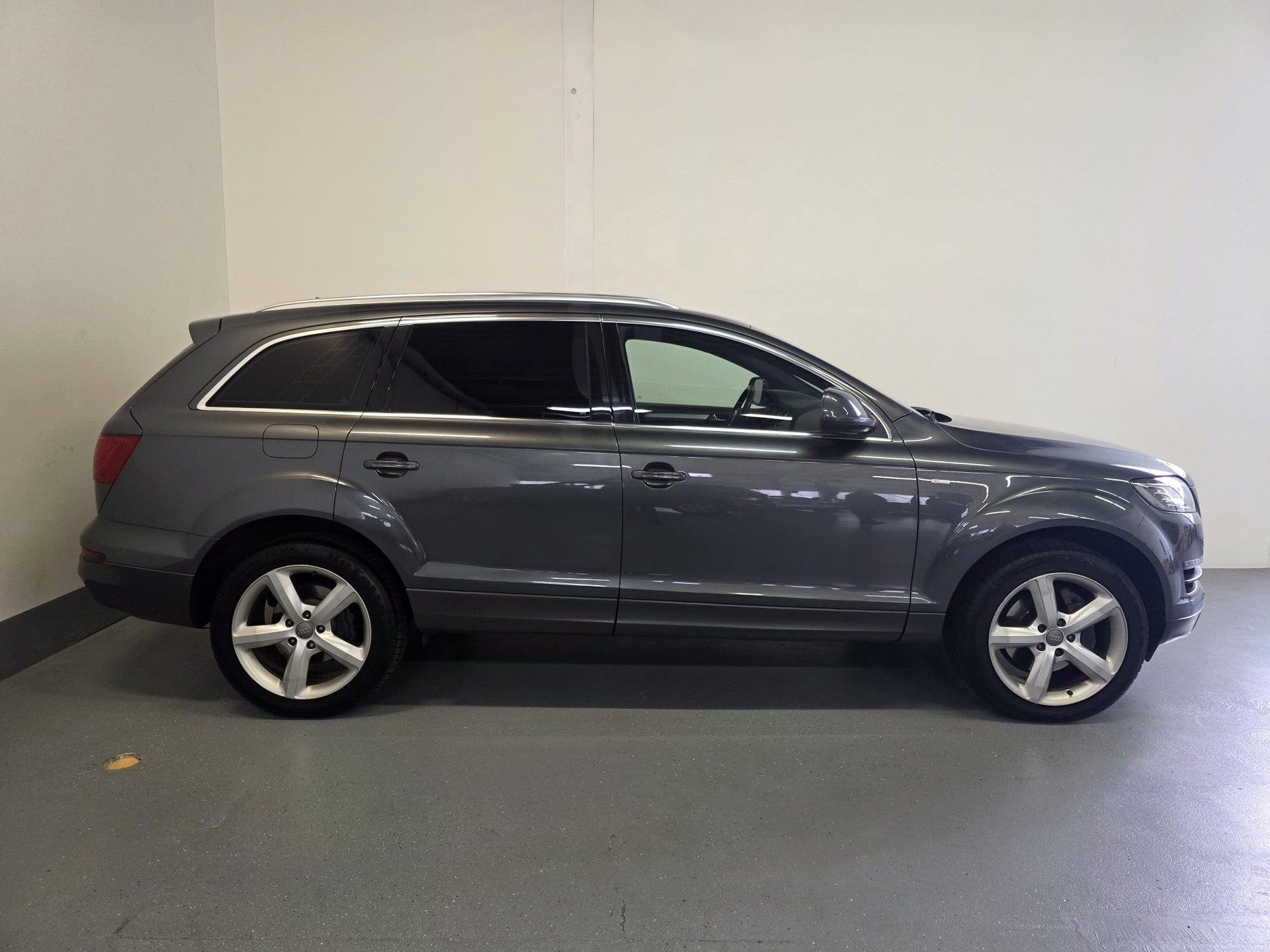 AUDI Q7 3.0 TDI addBlue quattro tiptronic S-Line-image-6