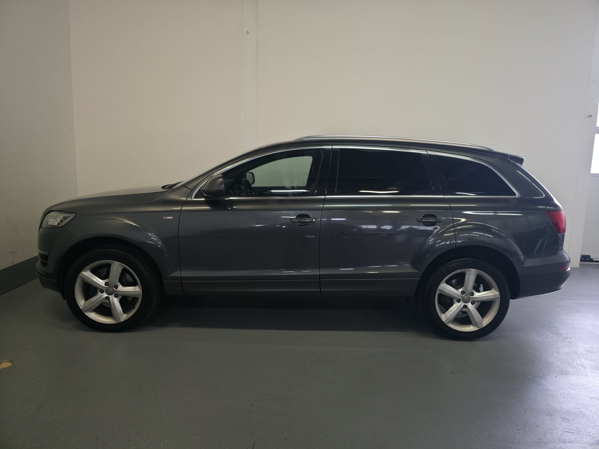 AUDI Q7 3.0 TDI addBlue quattro tiptronic S-Line-image-7