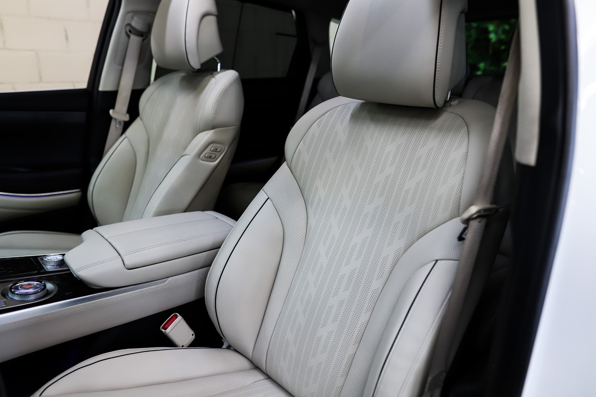 GENESIS GV80 3.0 CRDI Luxus AT8 AWD-image-11
