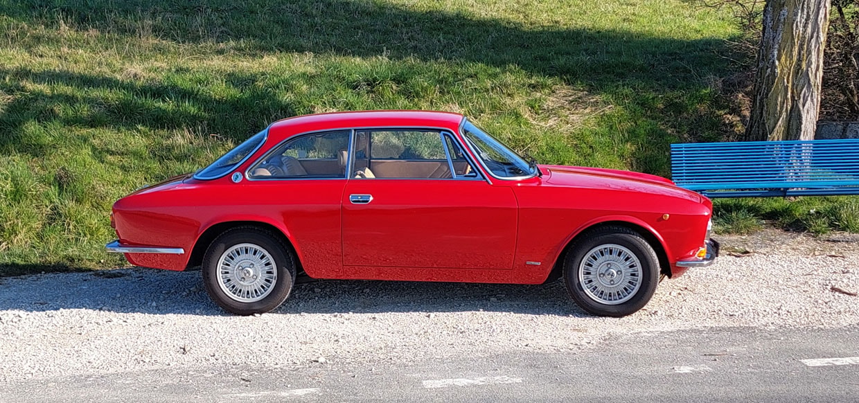 ALFA ROMEO 1300 GT Junior-image-1