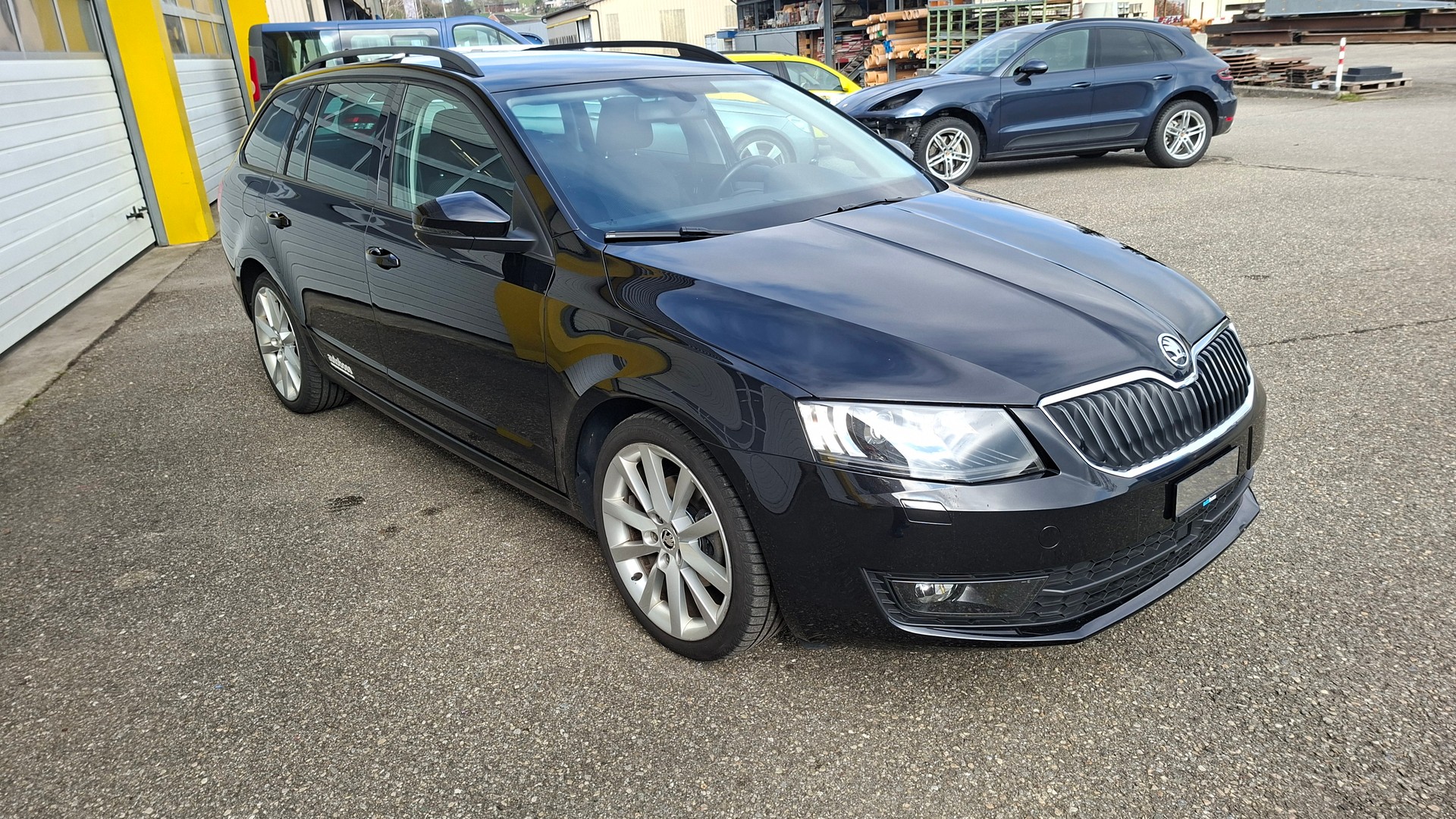 SKODA Octavia Combi 1.4 TSI Ambition DSG-image-6