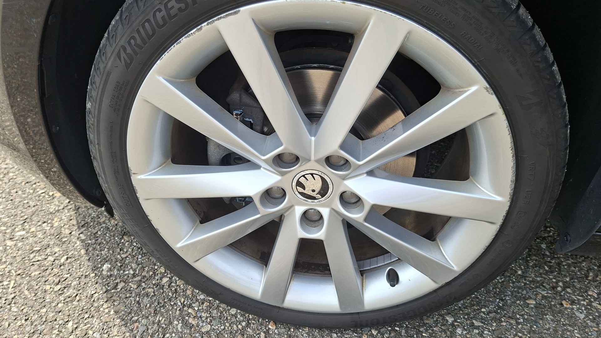 SKODA Octavia Combi 1.4 TSI Ambition DSG-image-15