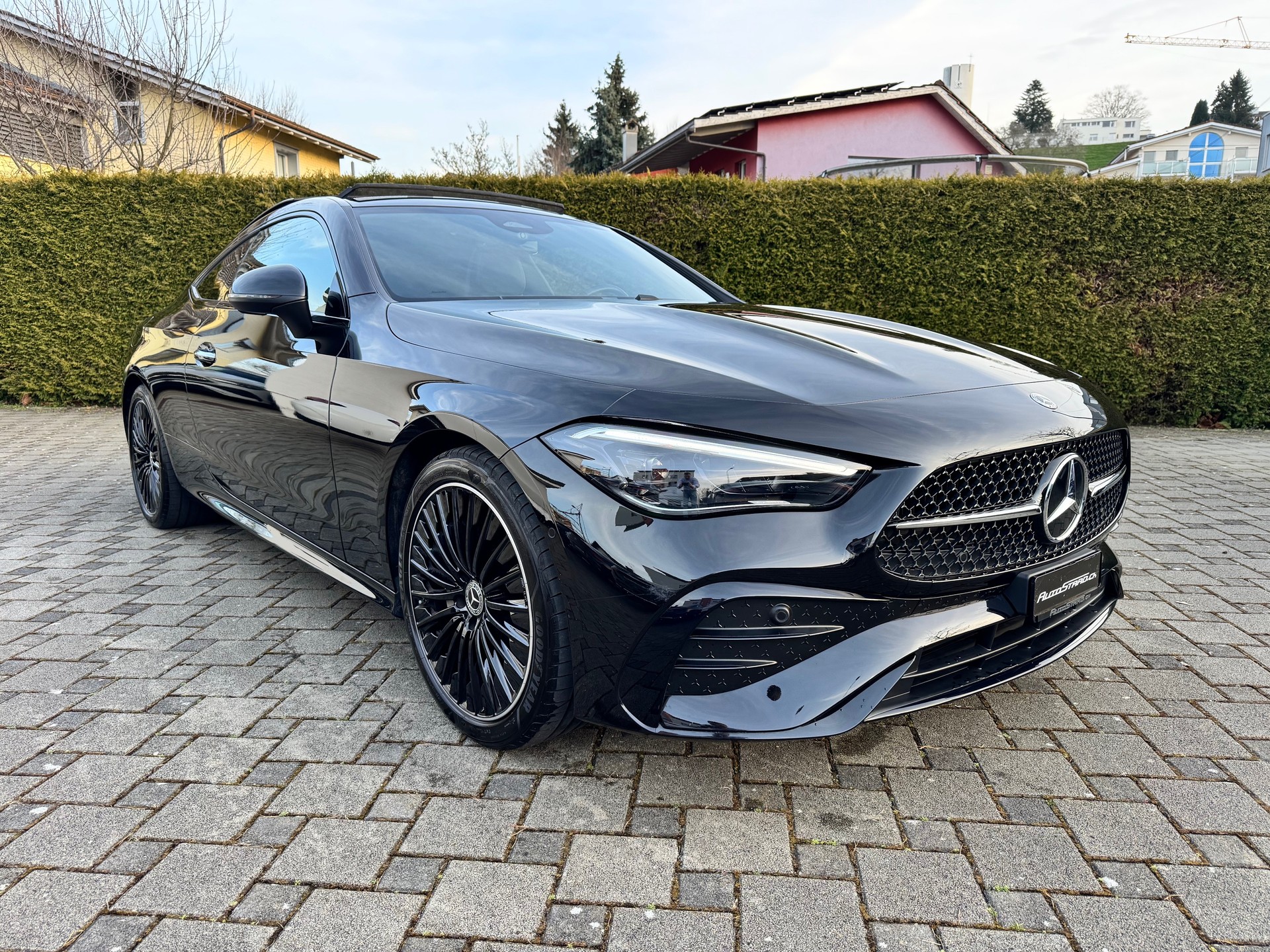 MERCEDES-BENZ CLE 200 Coupé AMG Line 9G-Tronic-showroom-element-2