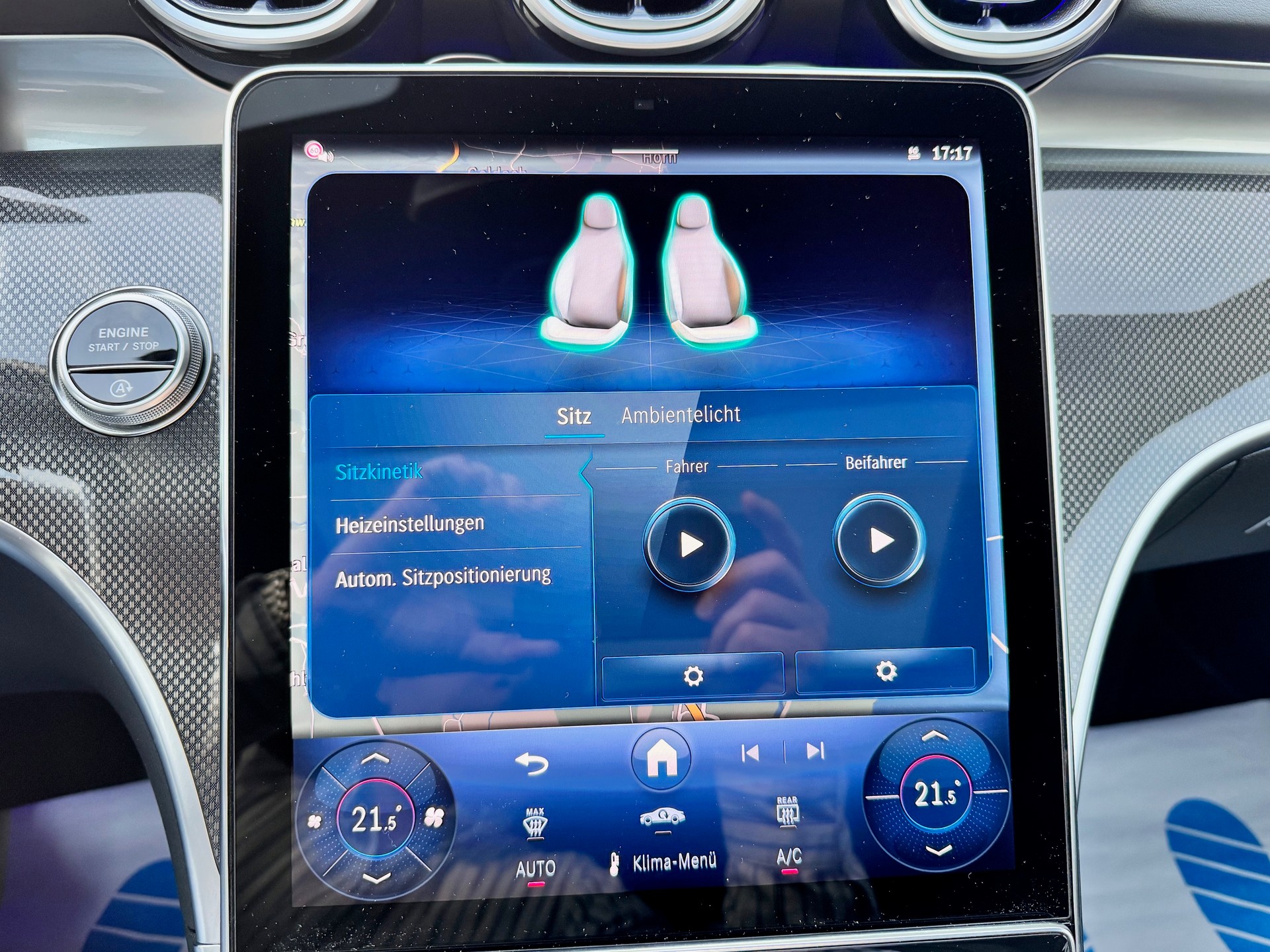 MERCEDES-BENZ CLE 200 Coupé AMG Line 9G-Tronic-image-13