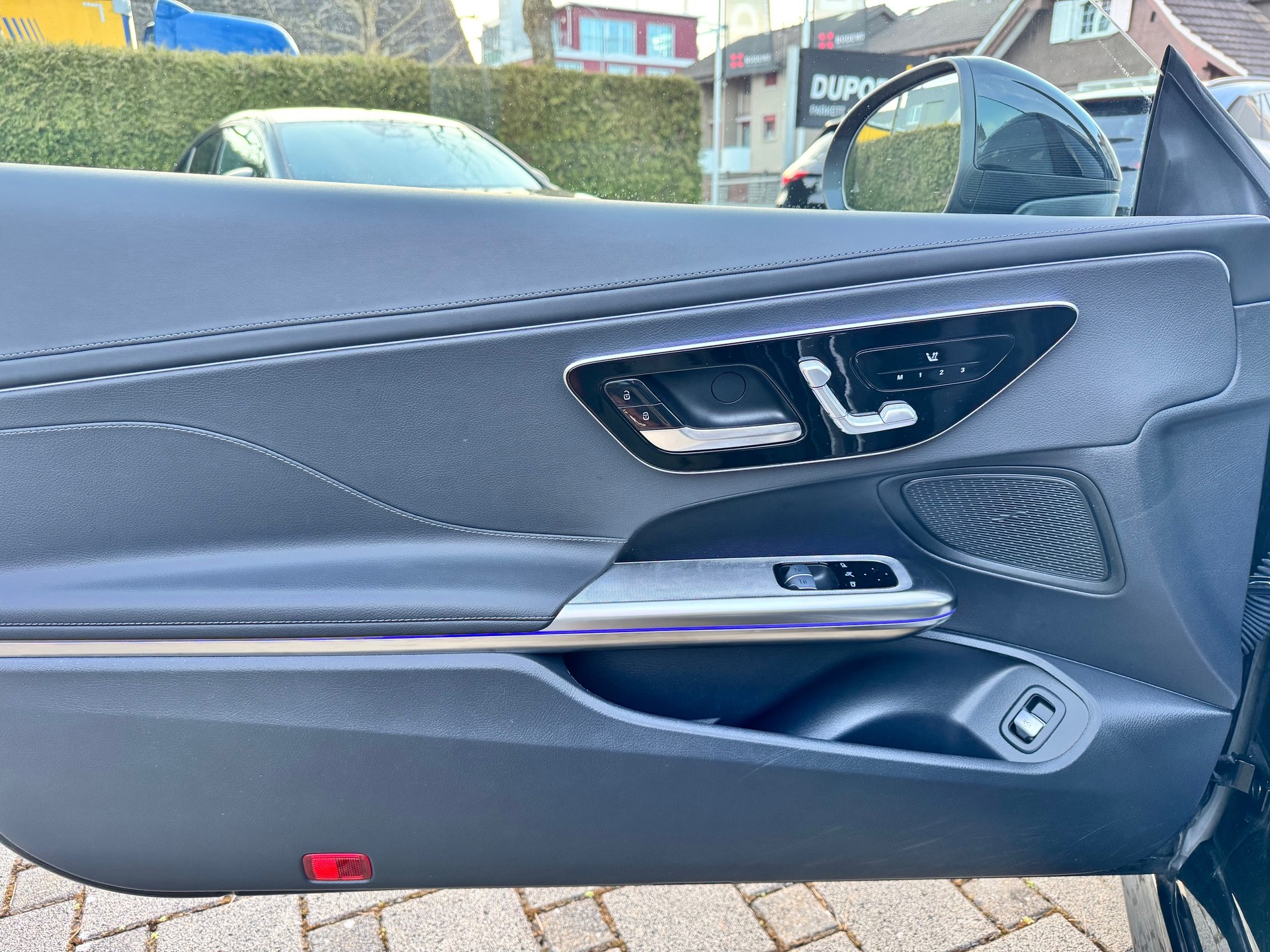 MERCEDES-BENZ CLE 200 Coupé AMG Line 9G-Tronic-image-10