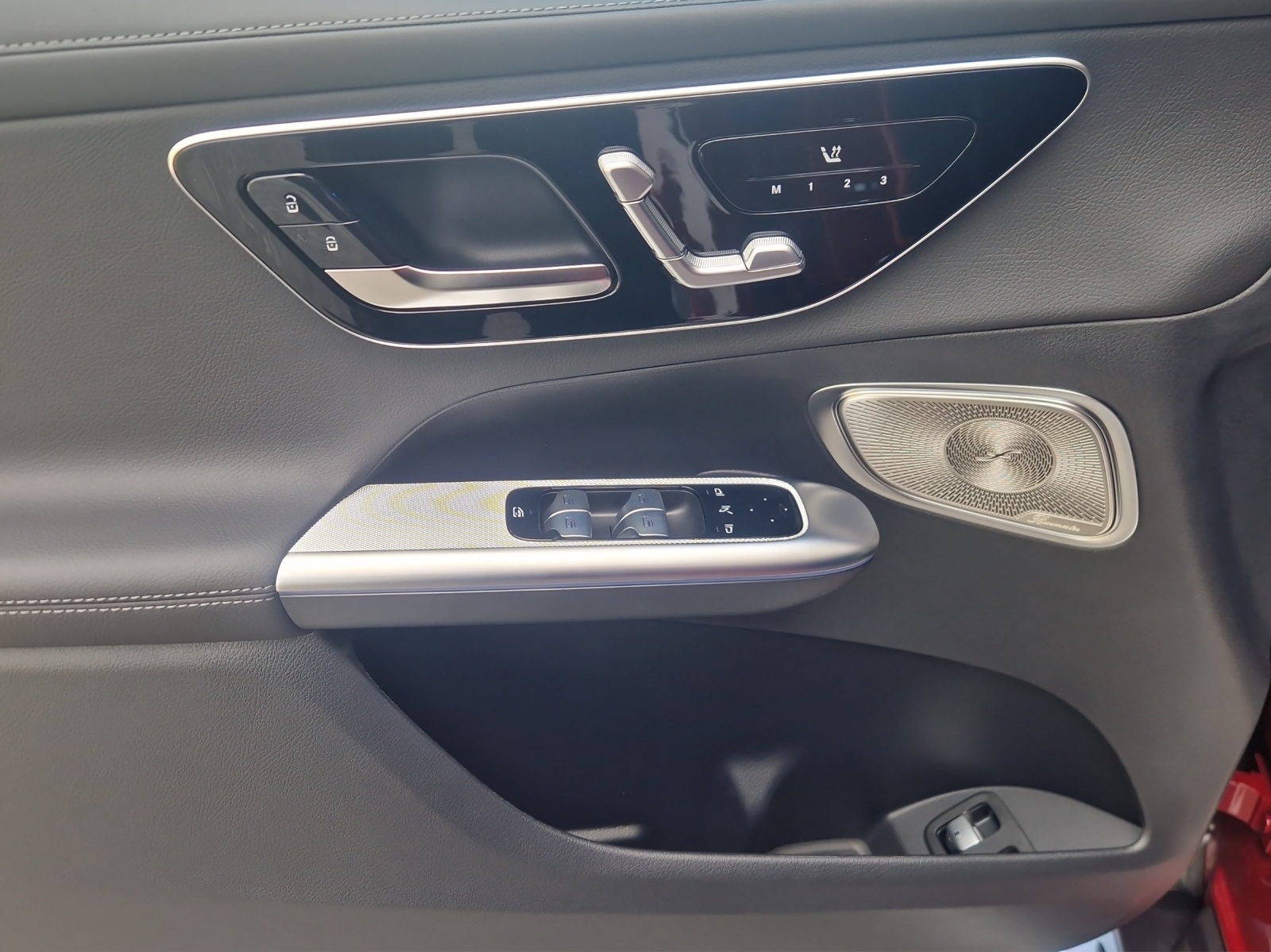 Image MERCEDES-BENZ GLC-400 GLC 400 e 4Matic EQ Star 9G-Tronic