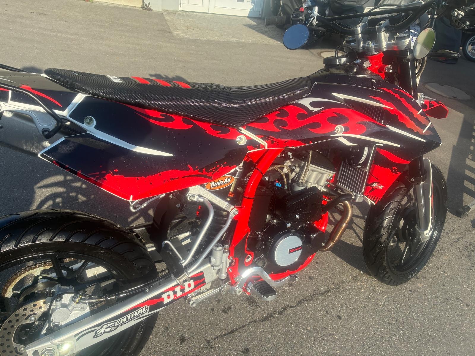 SWM SM 125 R-image-8