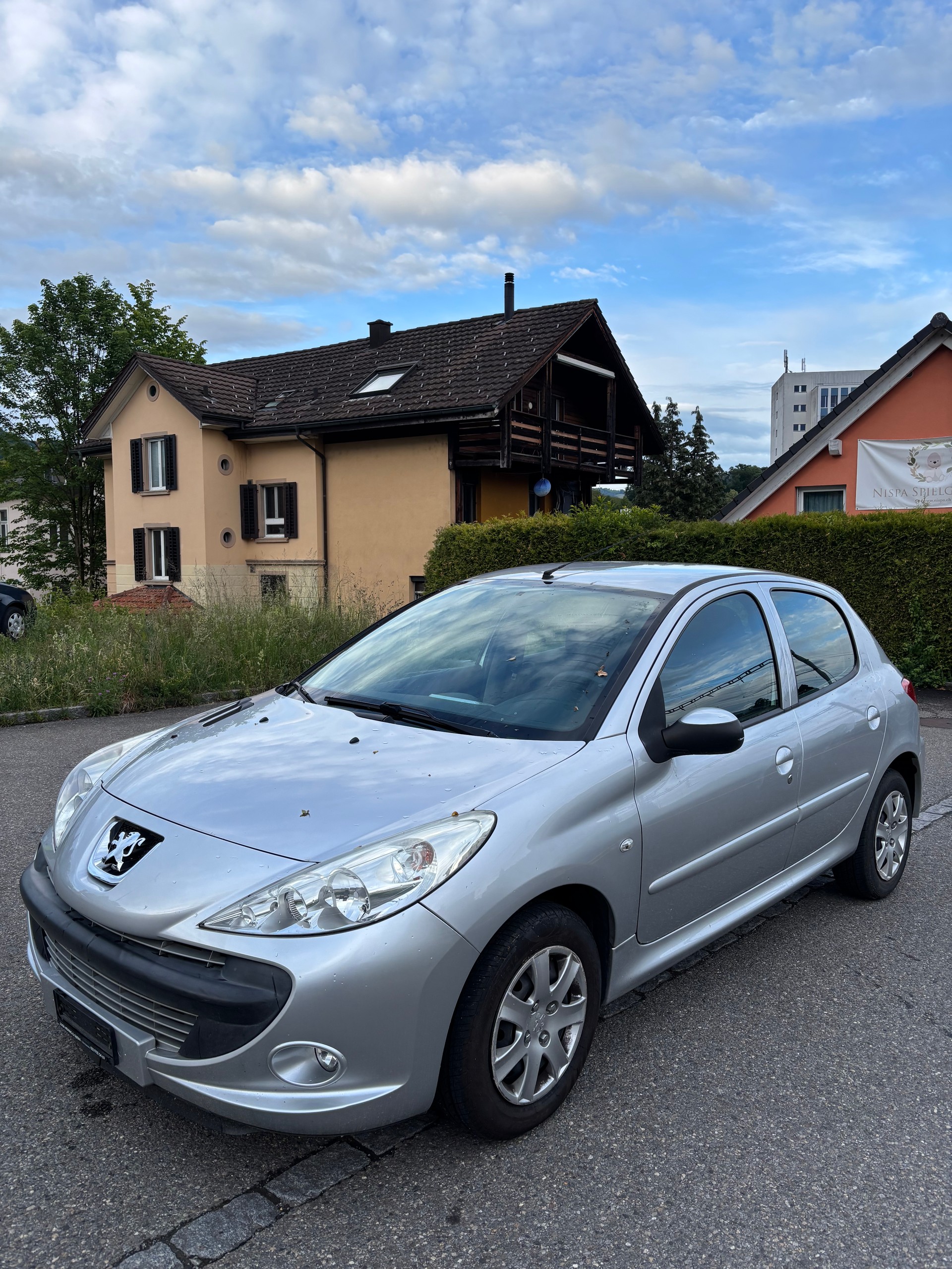 PEUGEOT 206+ 1.4 Trendy-image-1