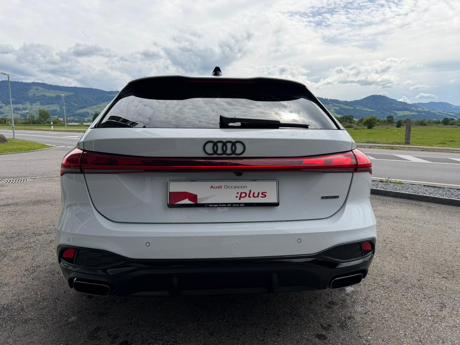 AUDI A5 Avant TFSI quattro 150 kW S tronic-image-3