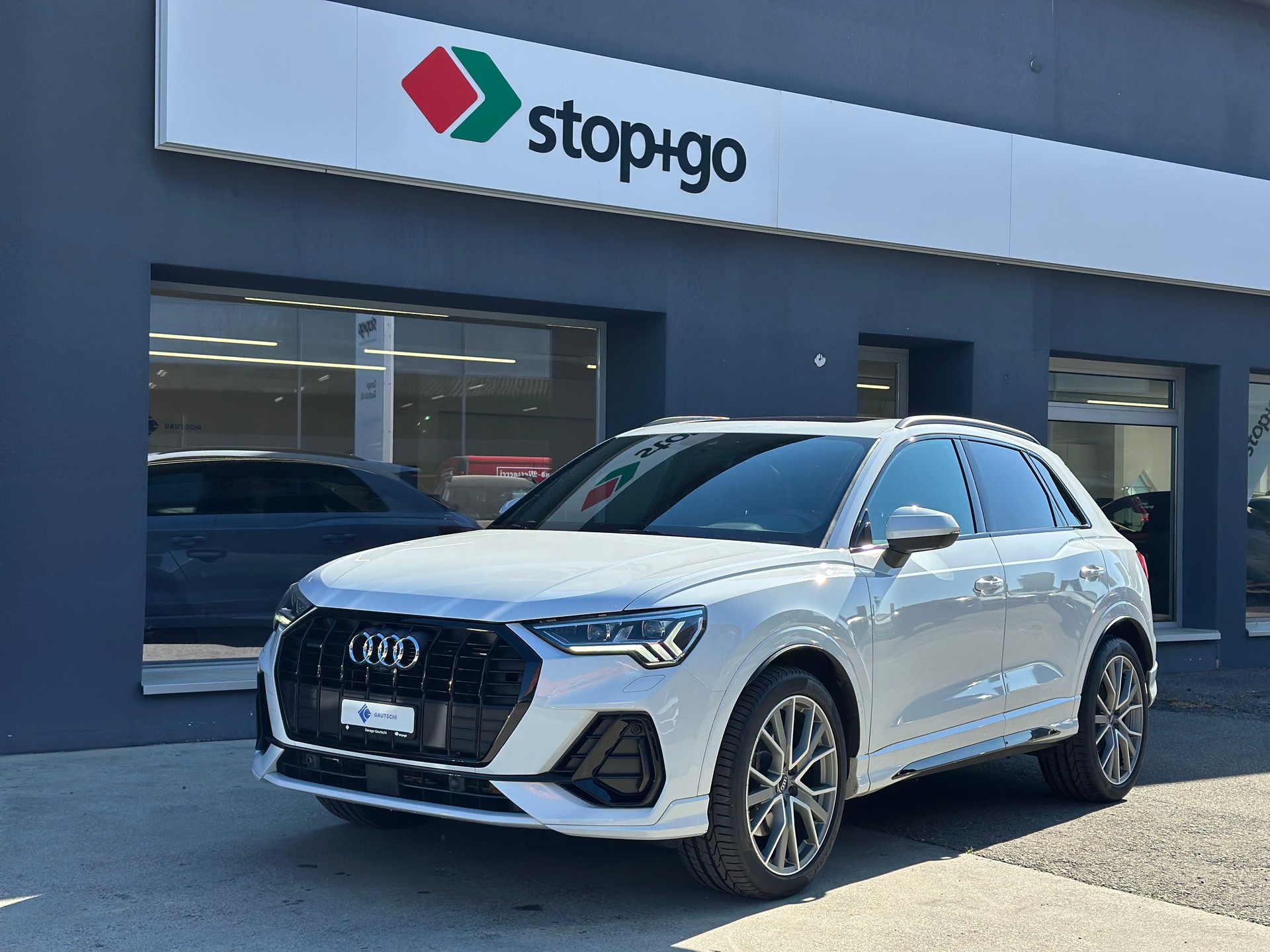AUDI Q3 45 TFSI S line quattro S-tronic