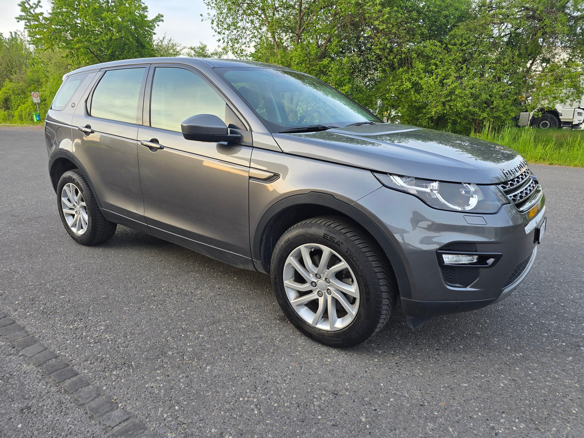 LAND ROVER Discovery Sport 2.0 TD4 HSE Luxury AT9-image-1