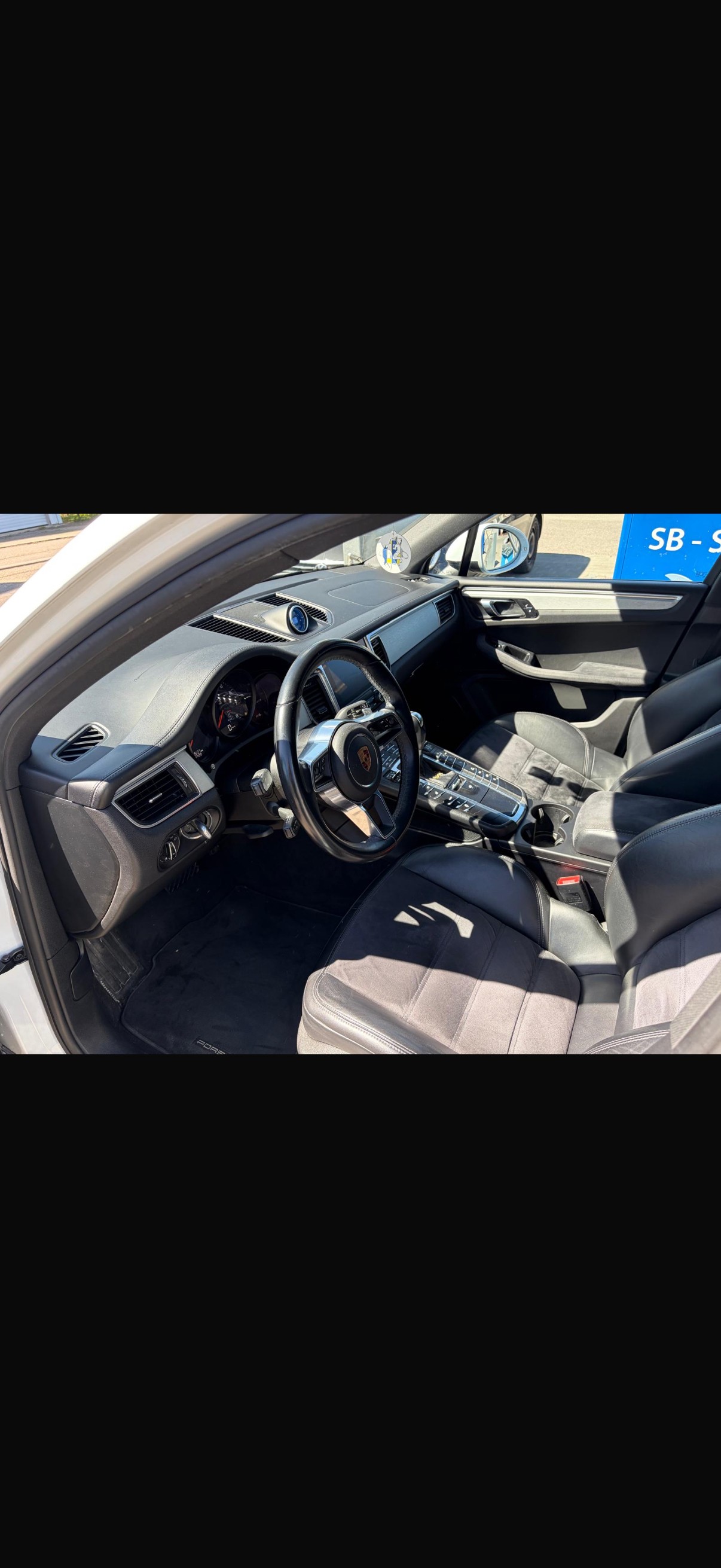 PORSCHE 3.0 V6 GTS-image-4