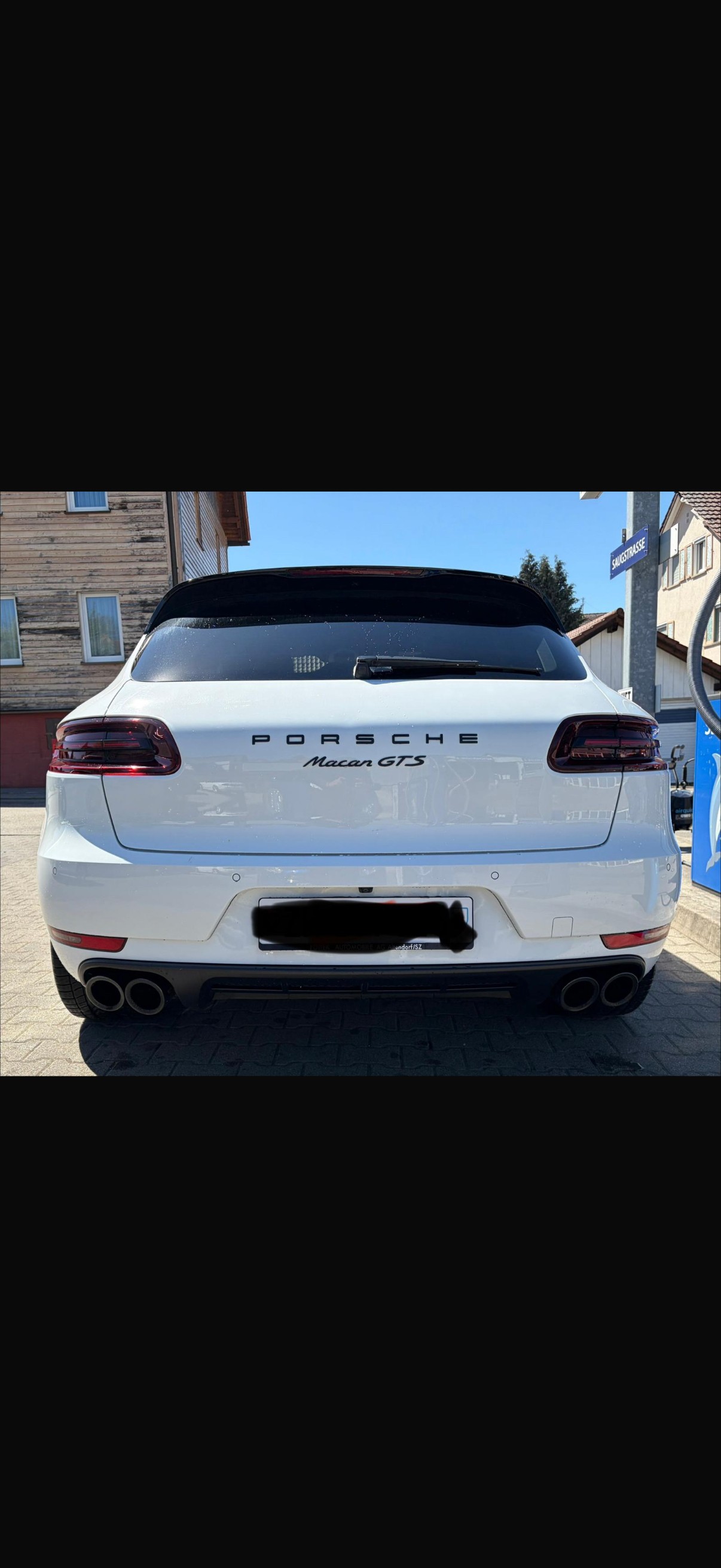 PORSCHE 3.0 V6 GTS-image-1