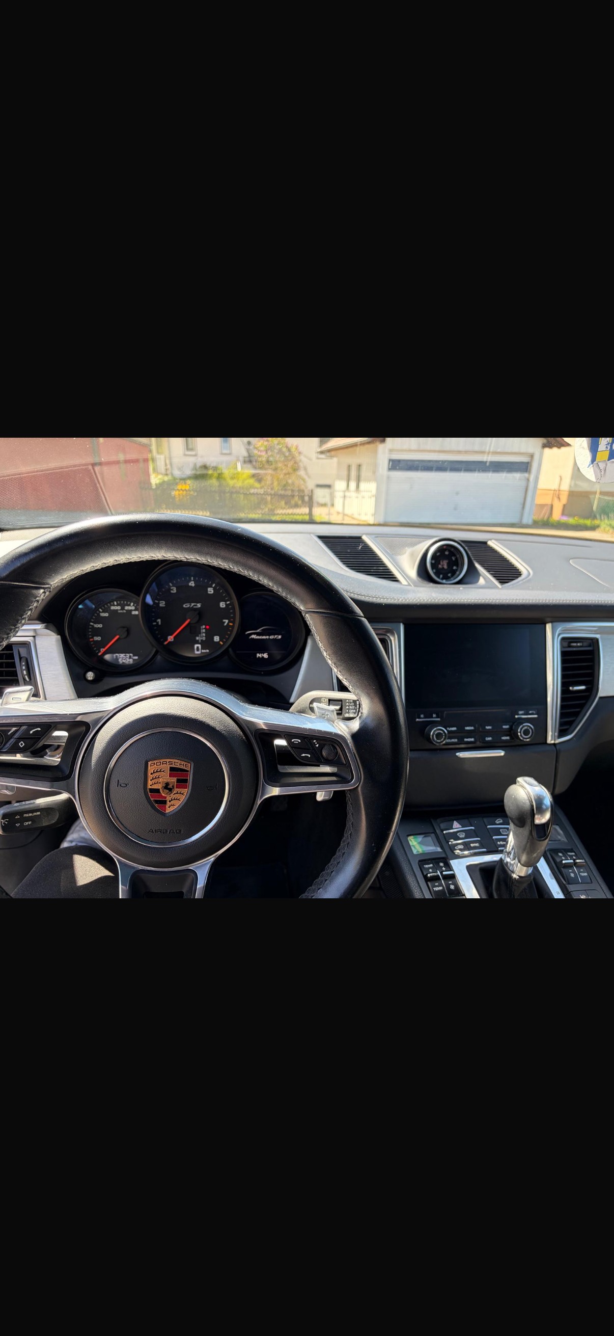 PORSCHE 3.0 V6 GTS-image-3
