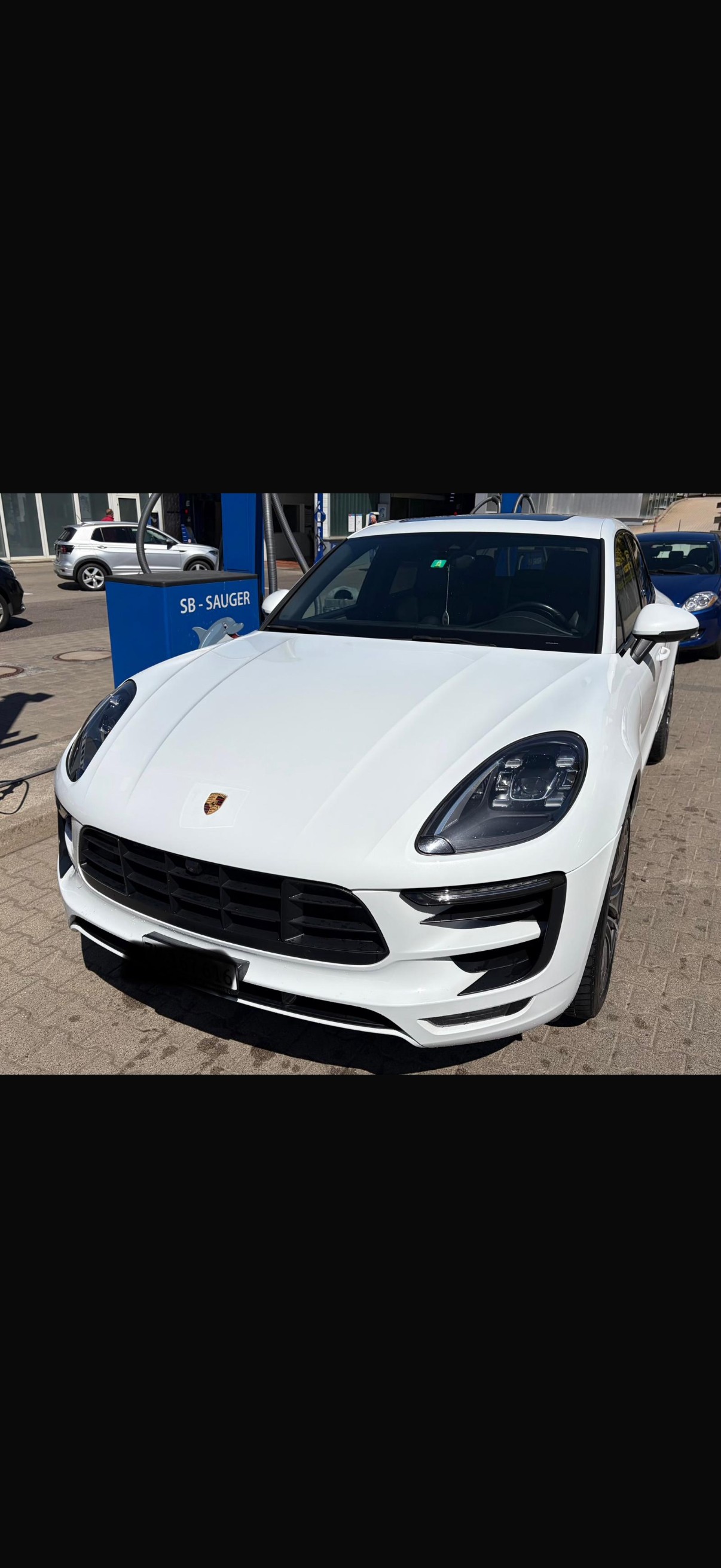 PORSCHE 3.0 V6 GTS-image-2