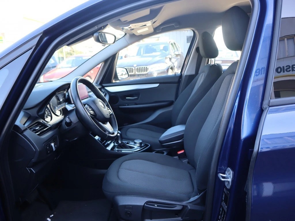 BMW 220d xDrive Gran Tourer Steptronic ** Gr.Navi ** Head-up-Display** Frisch ab MFK & Service **-image-8