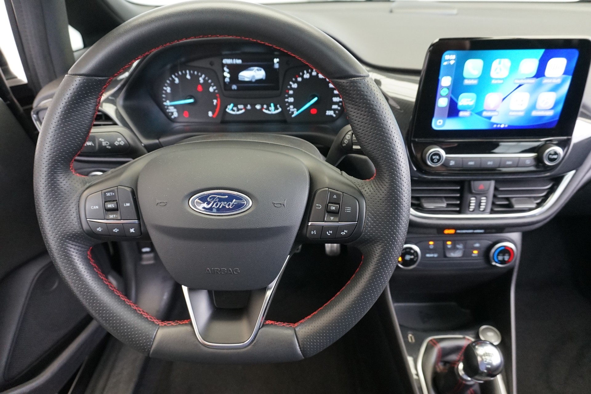 FORD Fiesta 1.0 SCTi ST Line 100PS mit erst 47`000km!!-image-15
