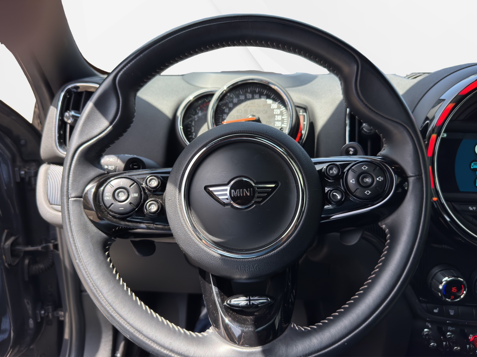 MINI Countryman Cooper S ALL4 Steptronic-image-10