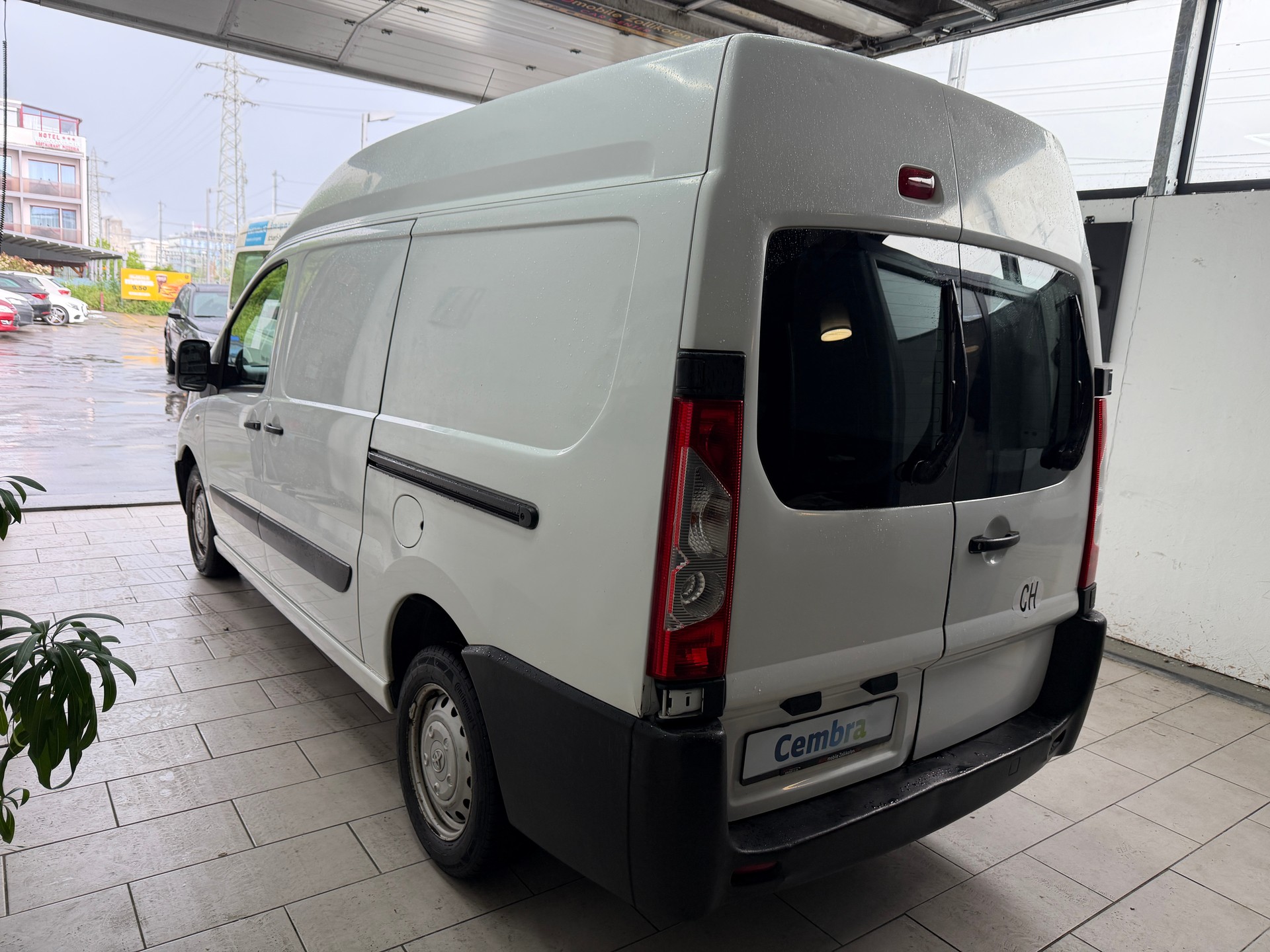 TOYOTA Proace 2.0D Panel Van Terra L2H2-image-10