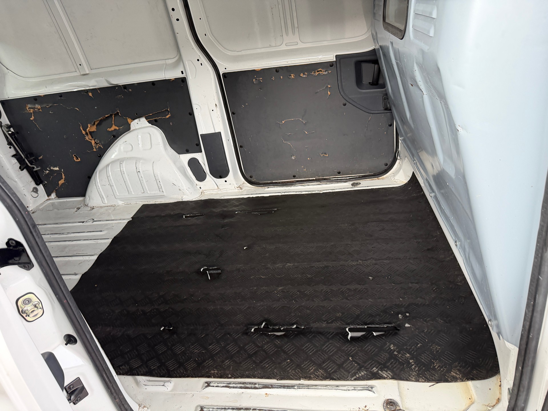 TOYOTA Proace 2.0D Panel Van Terra L2H2-image-4