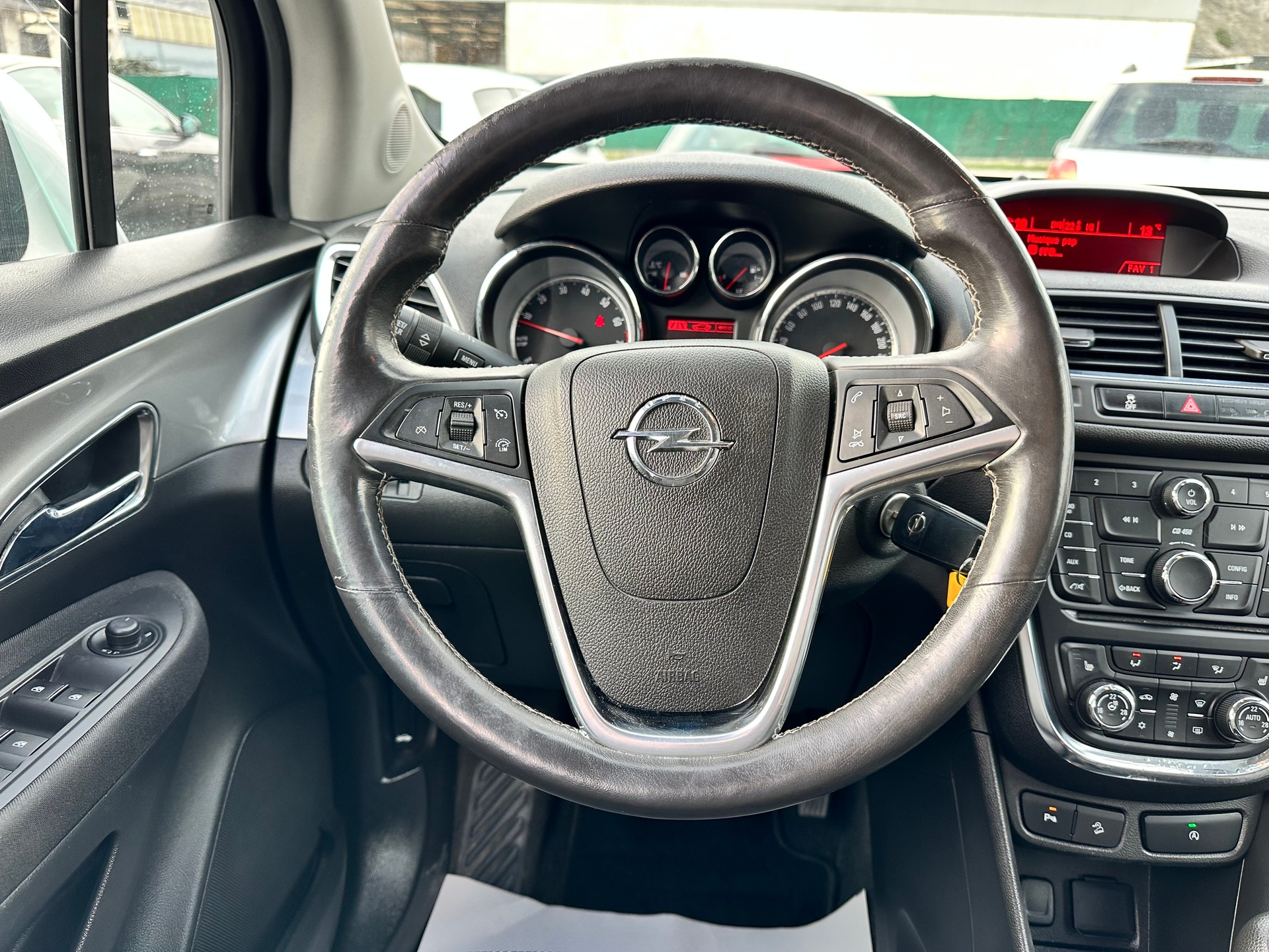 OPEL Mokka 1.4i 16V Turbo Drive 4WD-image-13