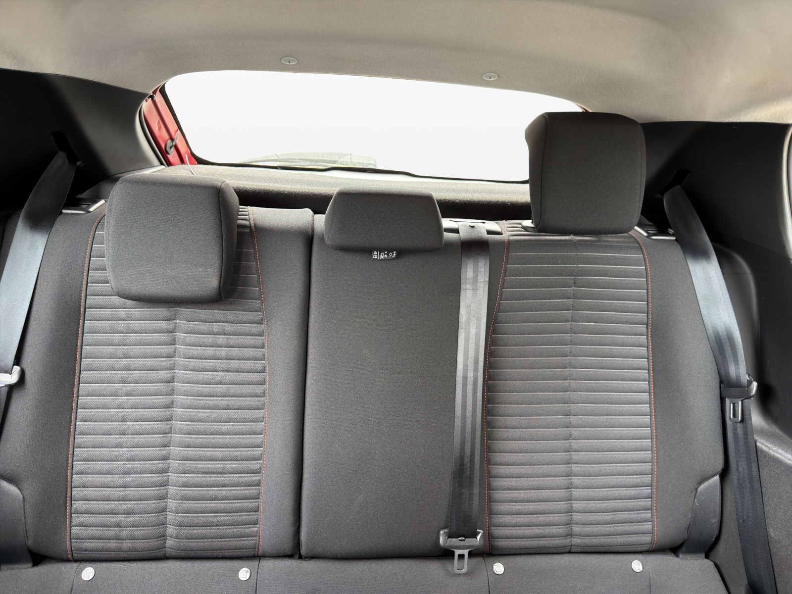 PEUGEOT 208 1.5 BlueHDi Active Pack-image-22
