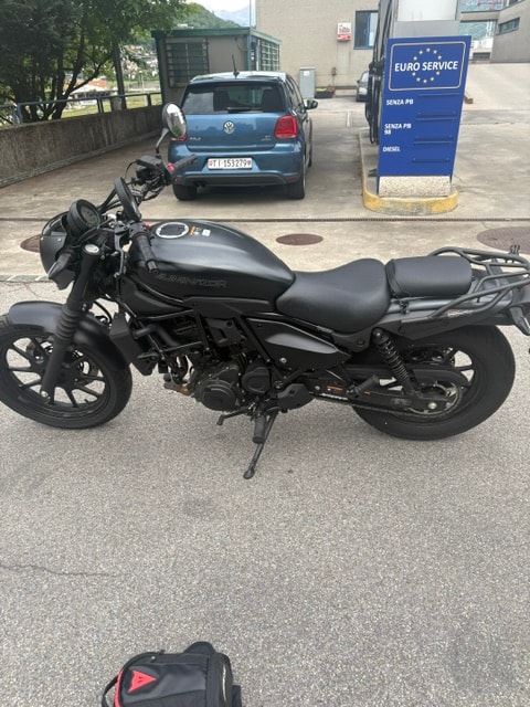 KAWASAKI Eliminator 500 SE