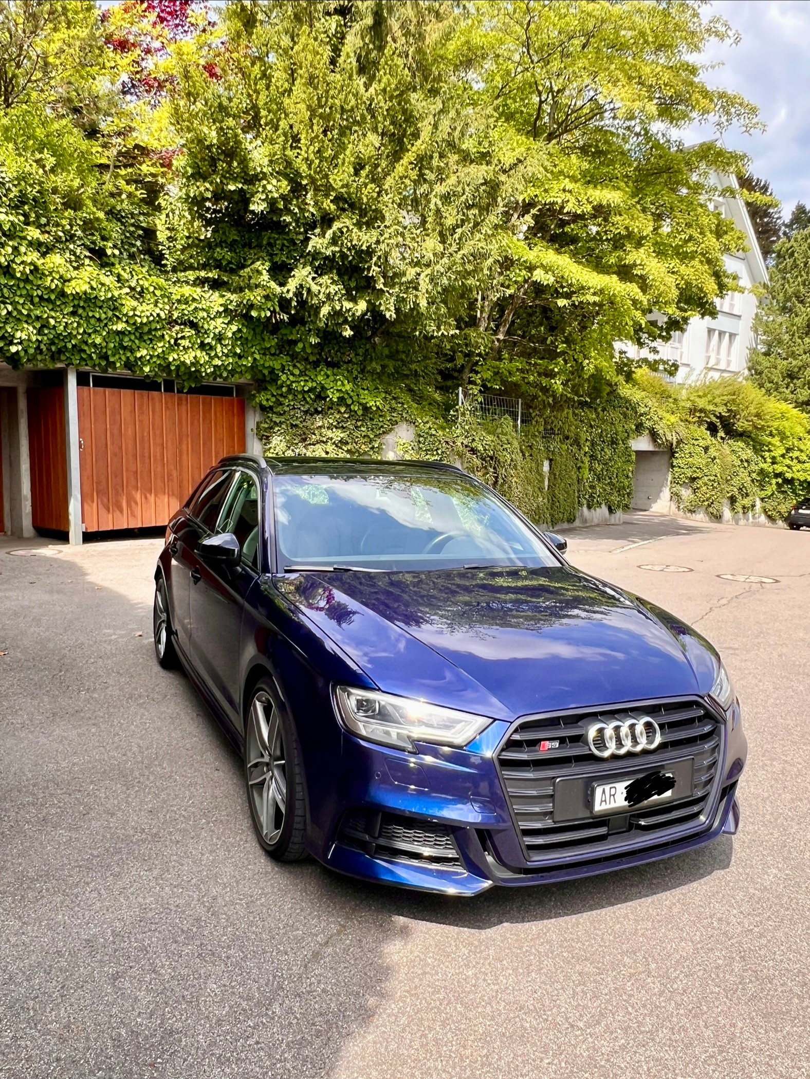 AUDI 2.0 T FSI quattro S-Tronic-image-3