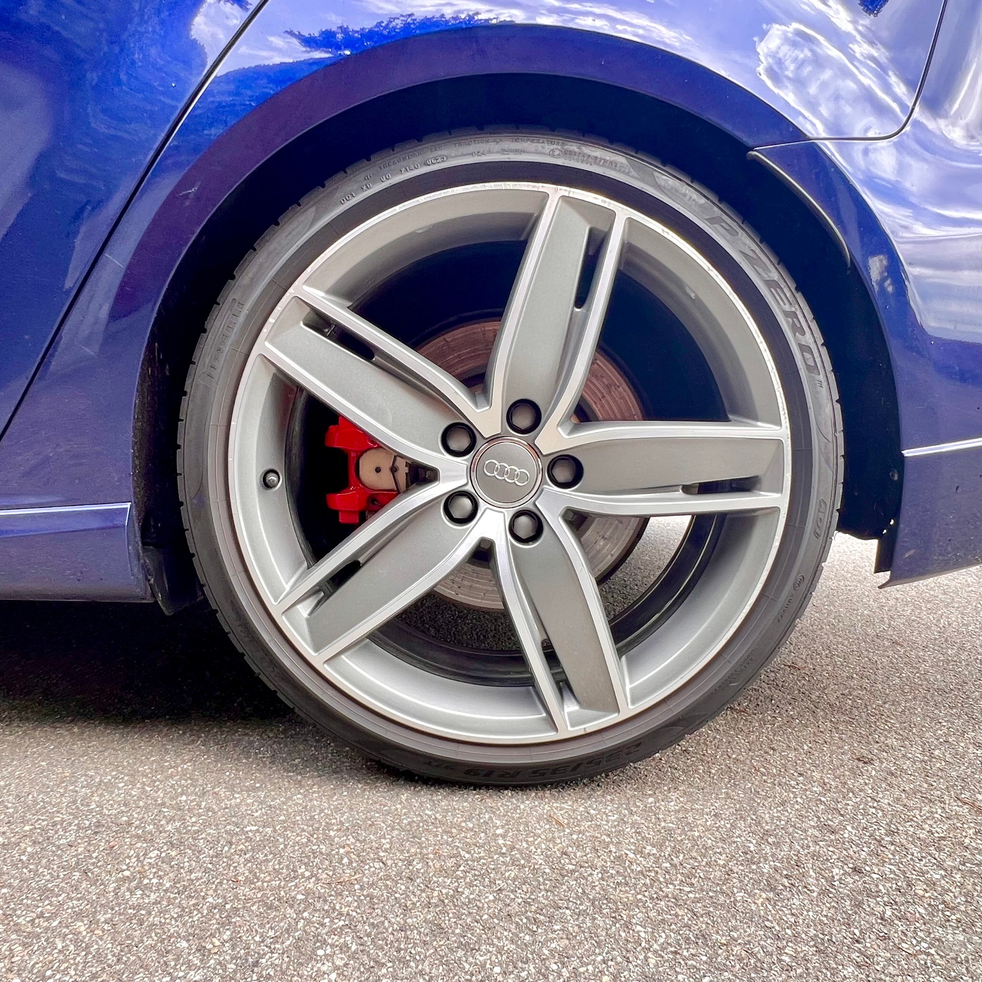 AUDI 2.0 T FSI quattro S-Tronic-image-5