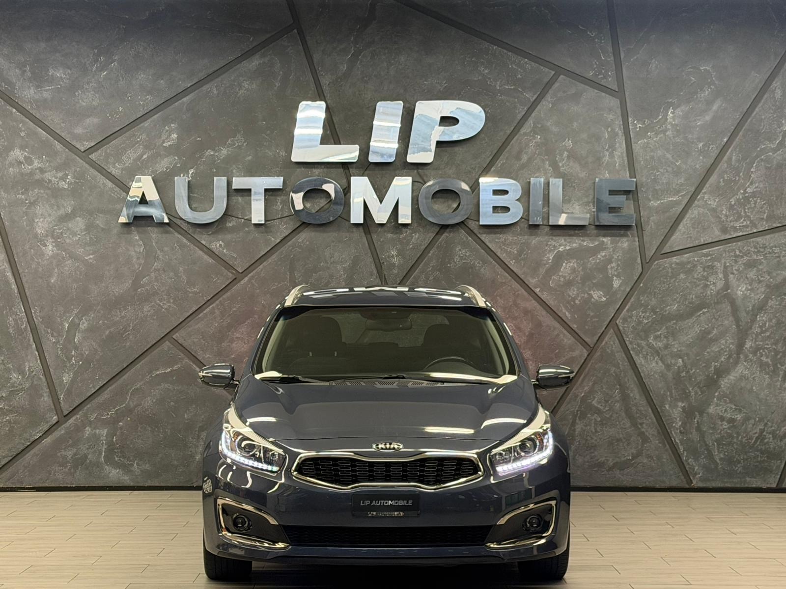 KIA Cee'd Sportswagon 1.6 CRDi Swiss Champion DCT-image-1