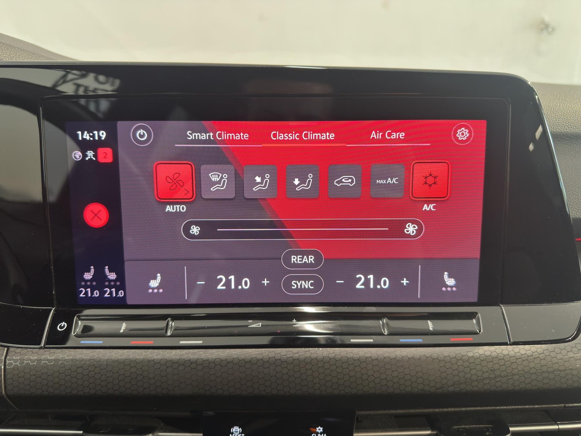 VW Golf 2.0 TSI GTI DSG-image-27