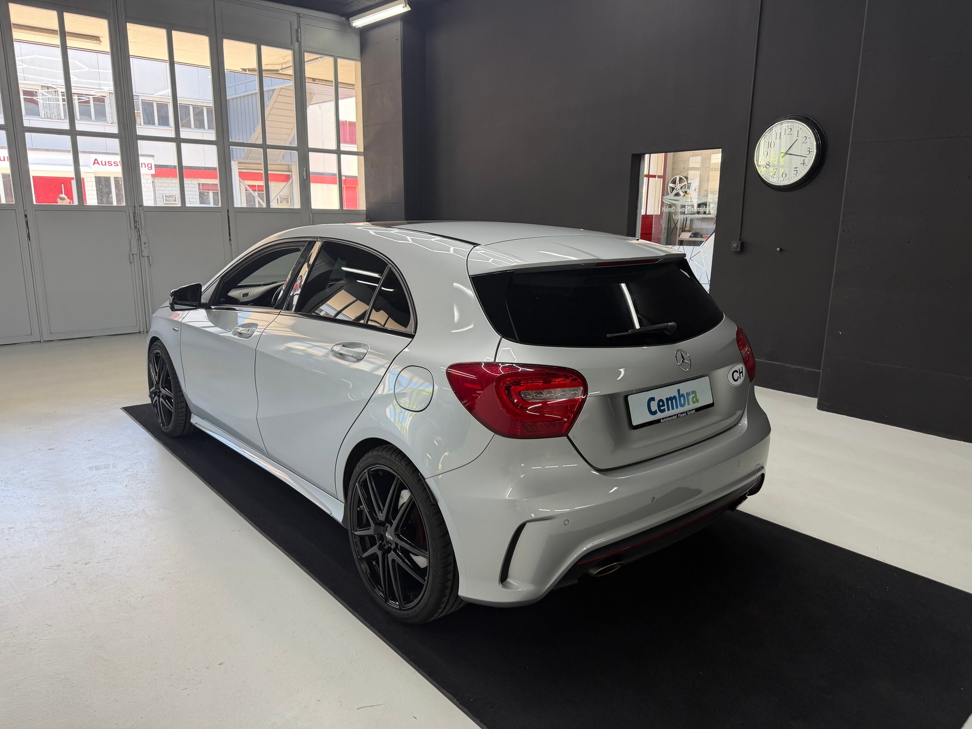 MERCEDES-BENZ A 250 Sport 7G-DCT-image-9