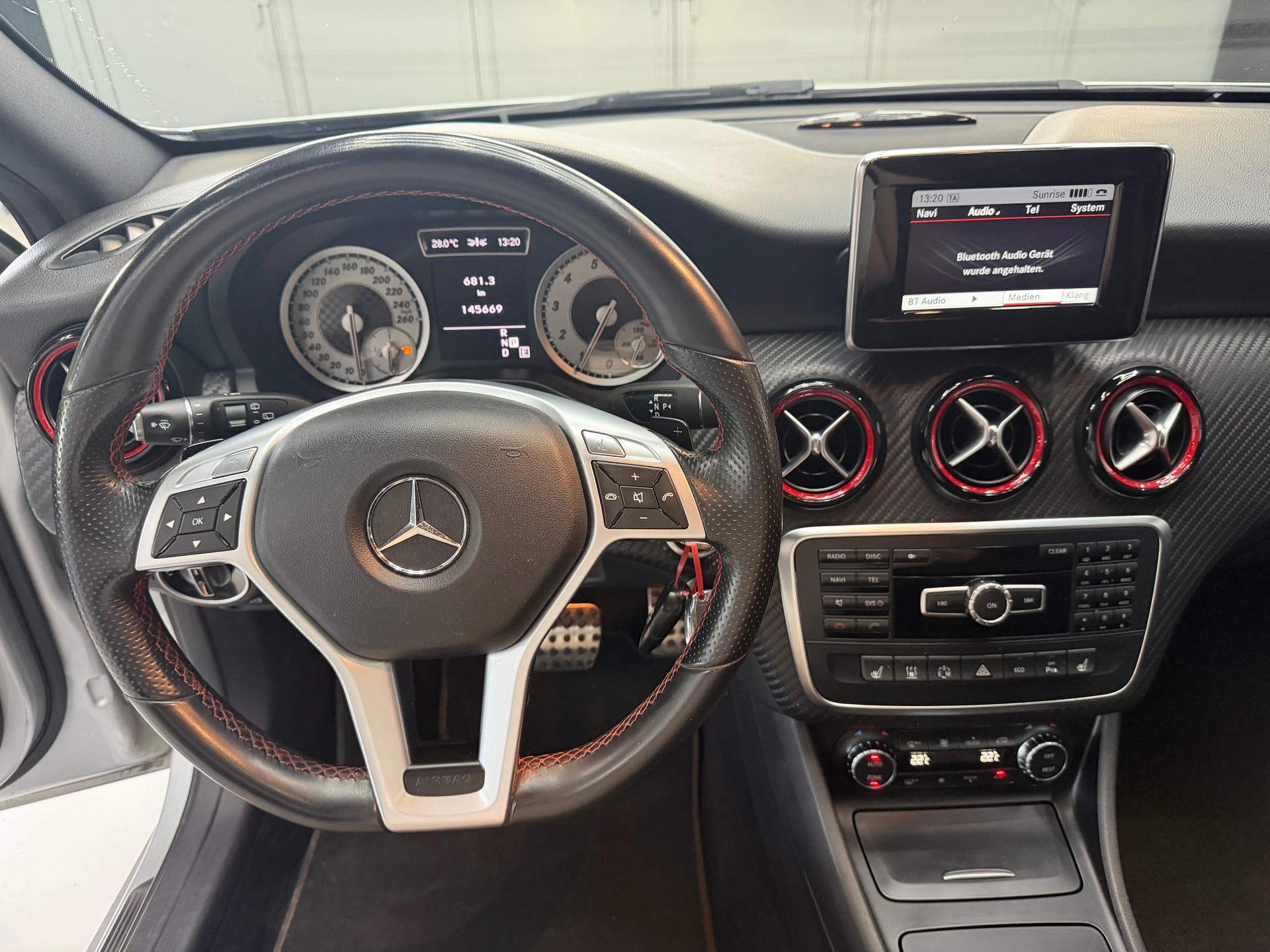 MERCEDES-BENZ A 250 Sport 7G-DCT-image-5