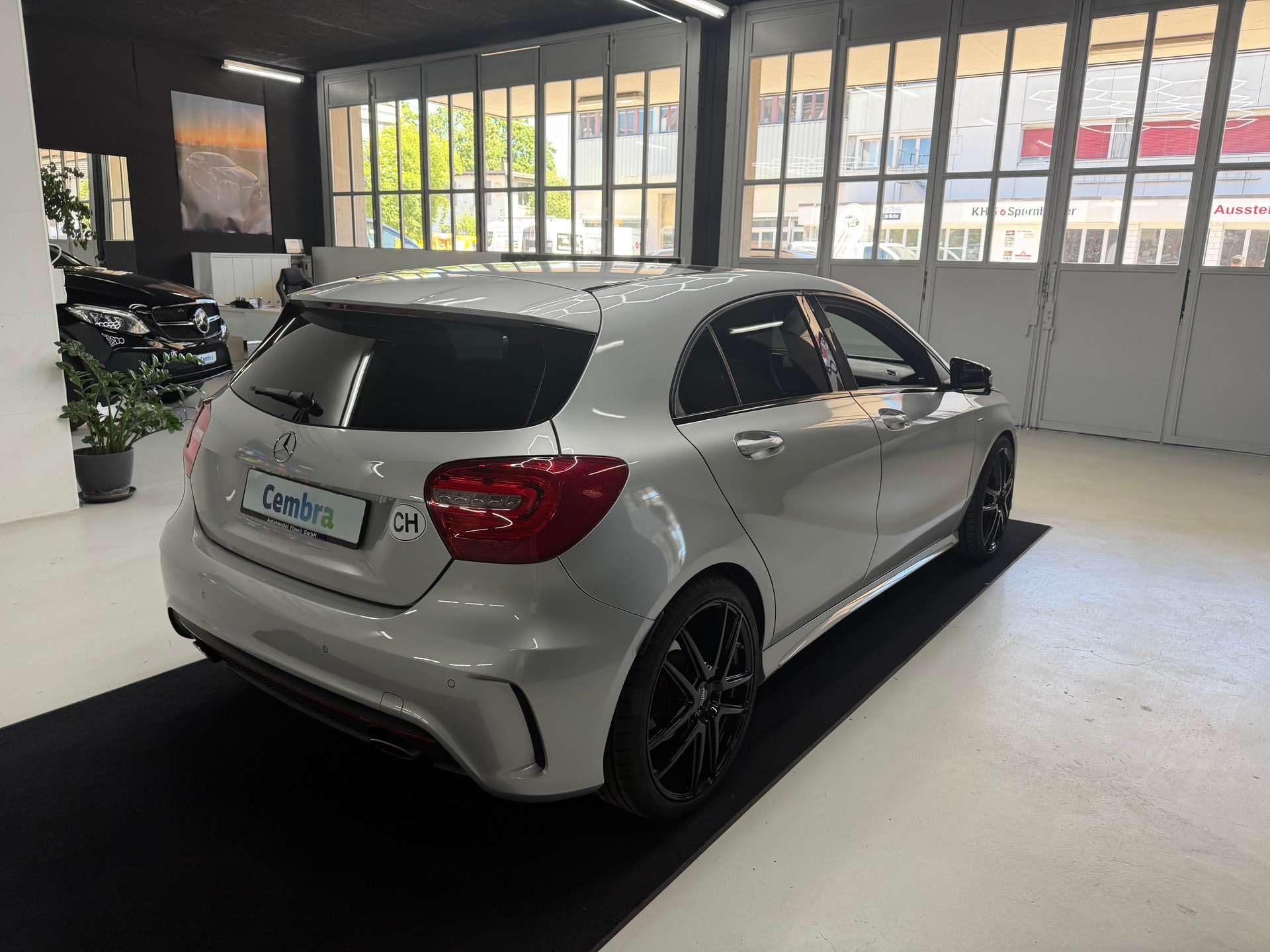 MERCEDES-BENZ A 250 Sport 7G-DCT-image-10