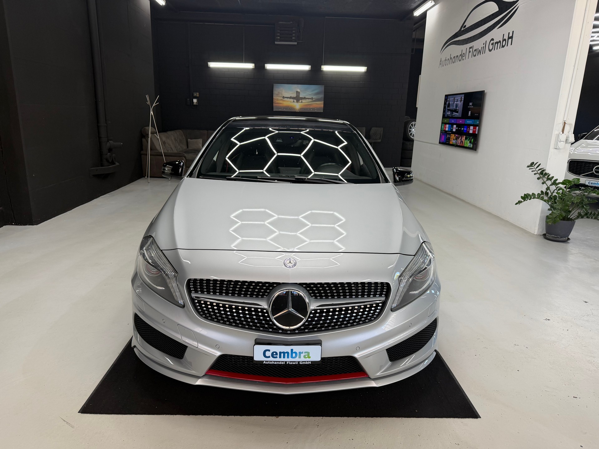 MERCEDES-BENZ A 250 Sport 7G-DCT-image-1