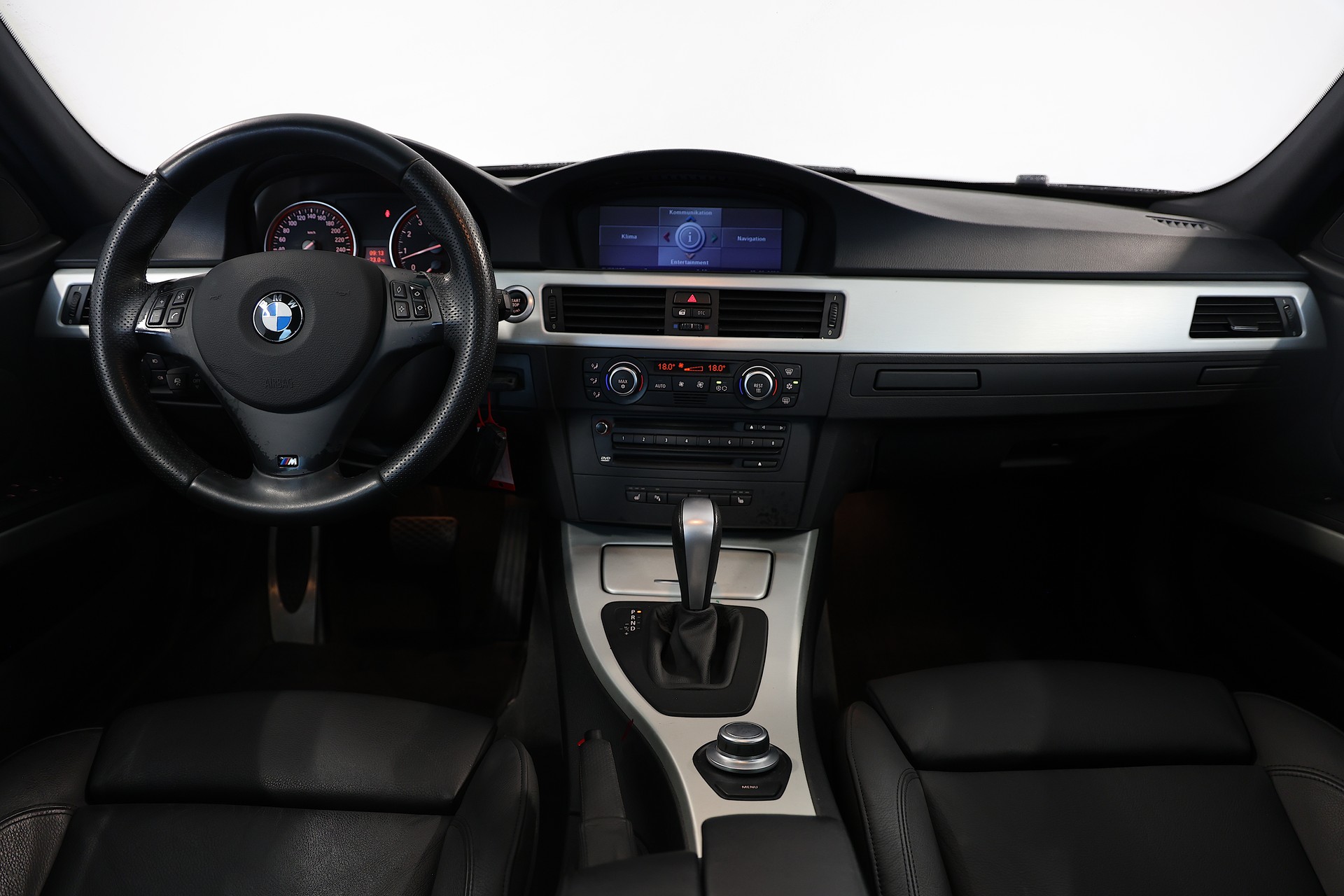 BMW 335xi Touring M-Sport Steptronic-image-7