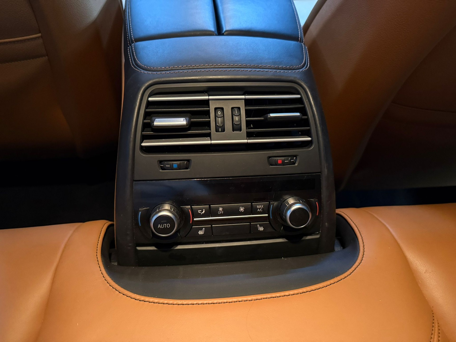 BMW 650i Gran Coupé xDrive-image-11