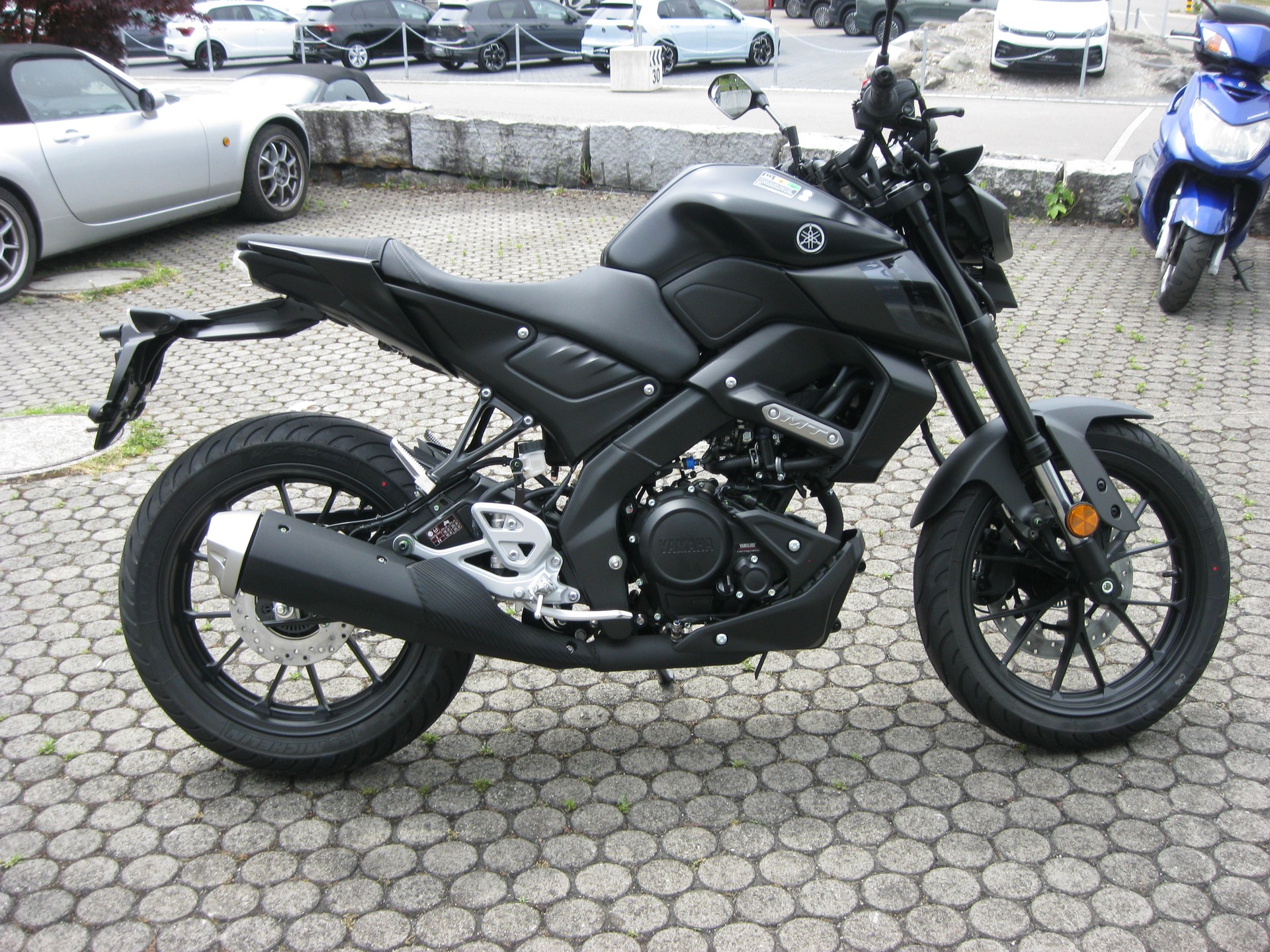 YAMAHA MT-125-image-1