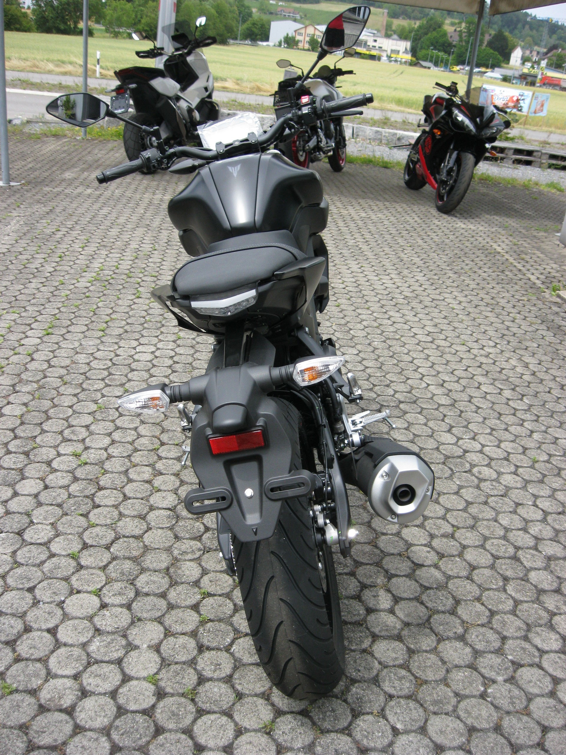 YAMAHA MT-125-image-3