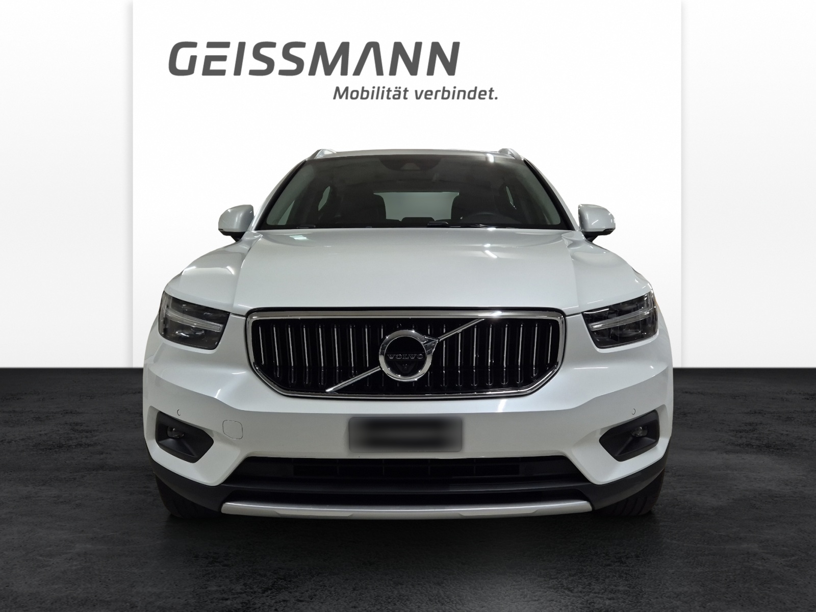 VOLVO XC40 1.5 T5 PiH Inscription-image-4