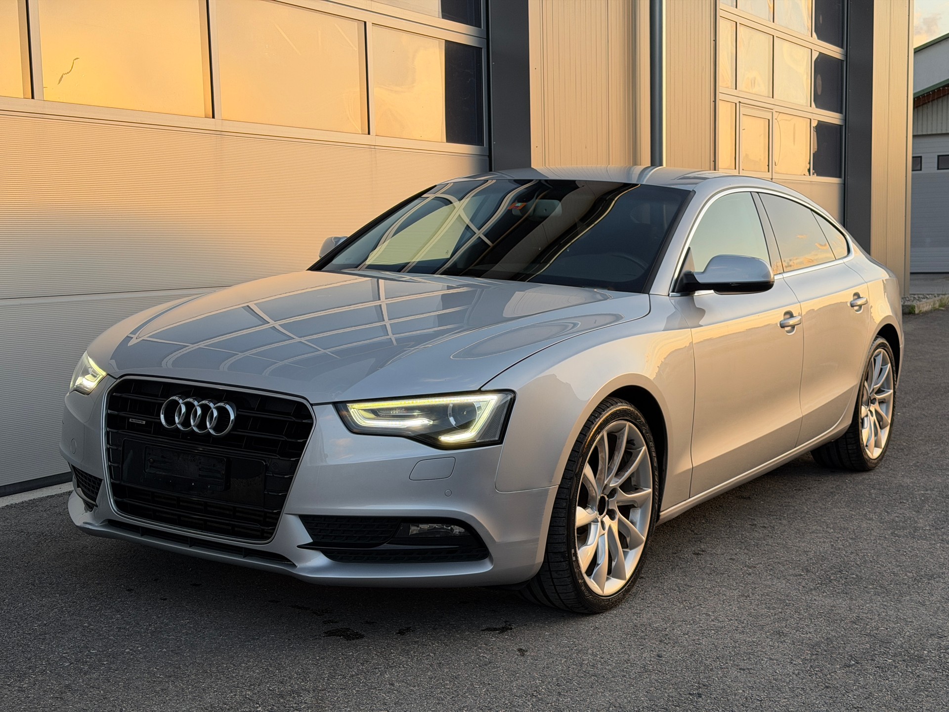 AUDI A5 Sportback 3.0 TDI quattro S-tronic-image-3