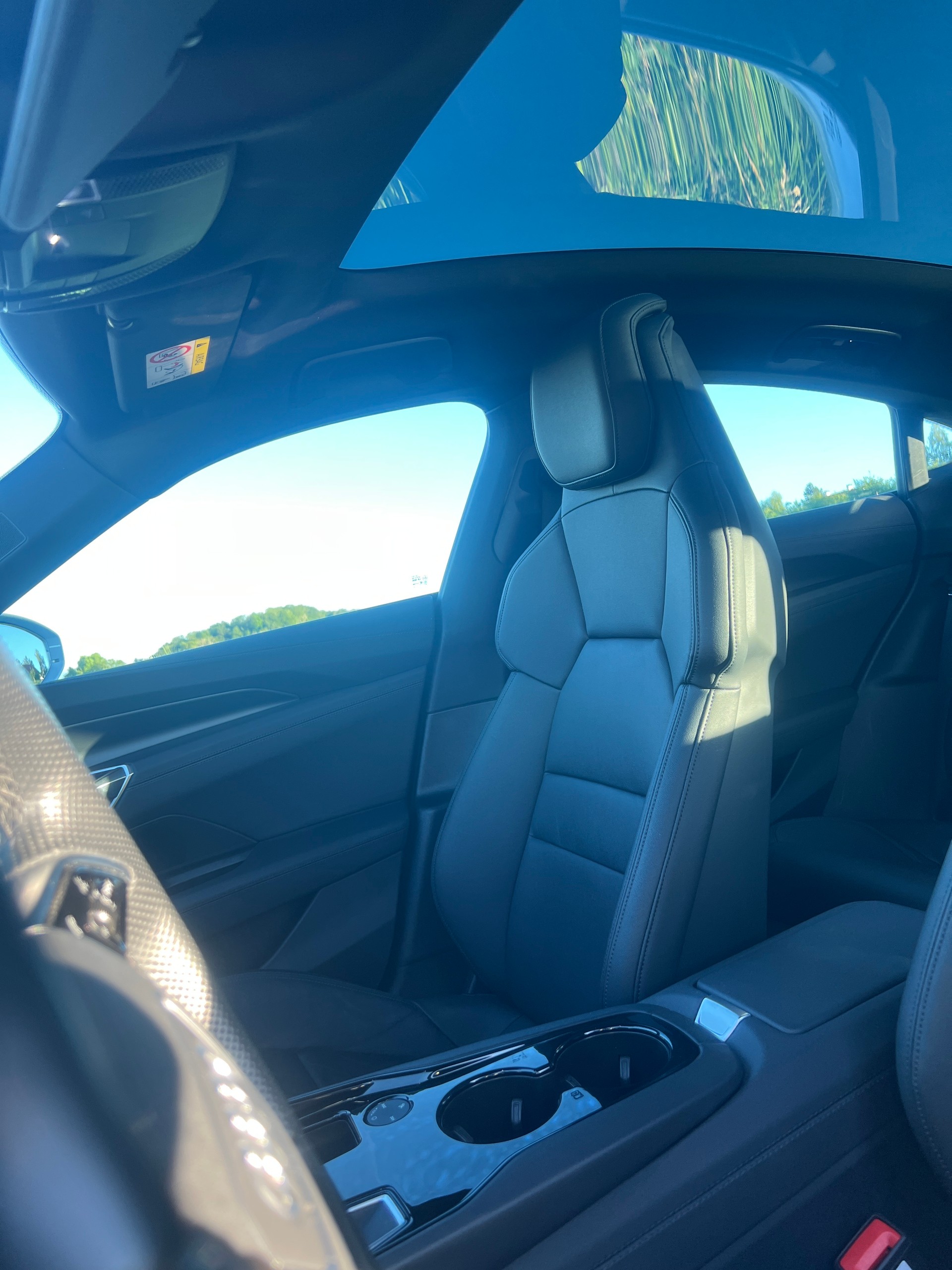 AUDI e-tron GT quattro-image-7