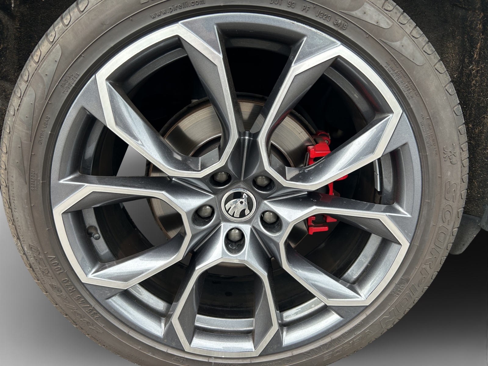 SKODA Kodiaq 2.0 Bi-TDI SCR RS 4x4 DSG-image-14